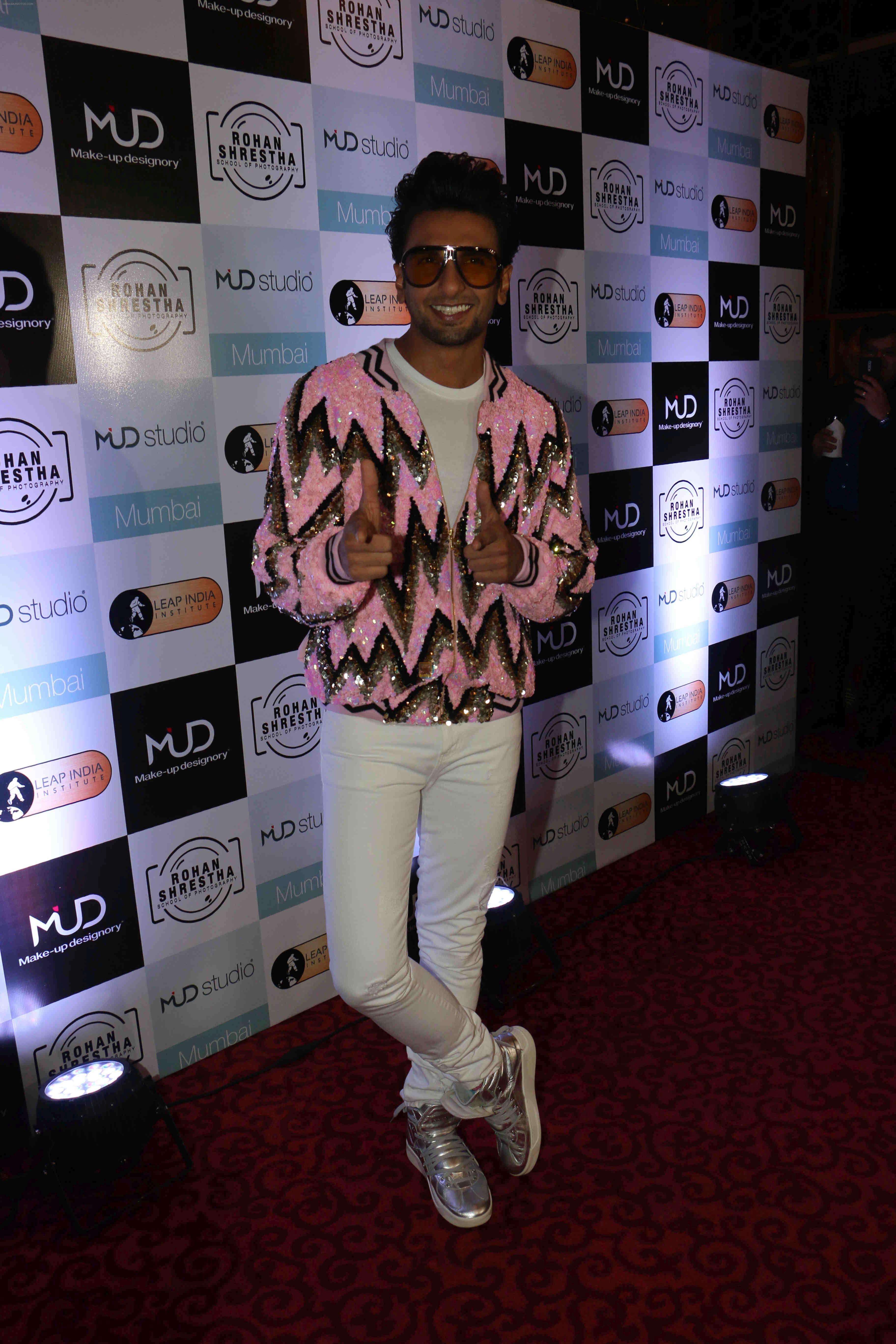 Ranveer Singh at the Launch of Makeup Academy & School of photography on 7th Feb 2018