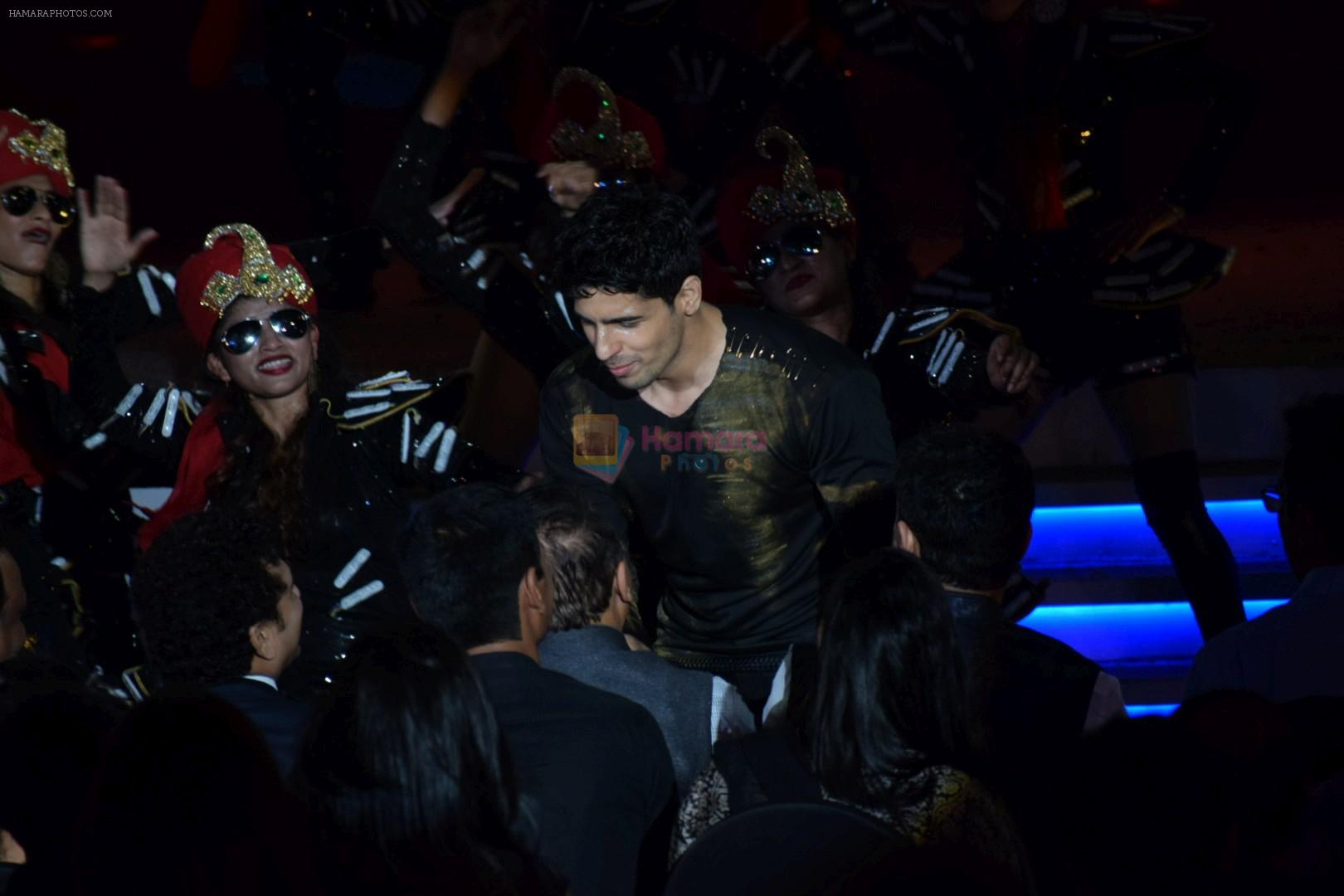 Sidharth Malhotra at the Opening Ceremony Of T20 Mumbai Cricket League on 10th March 2018