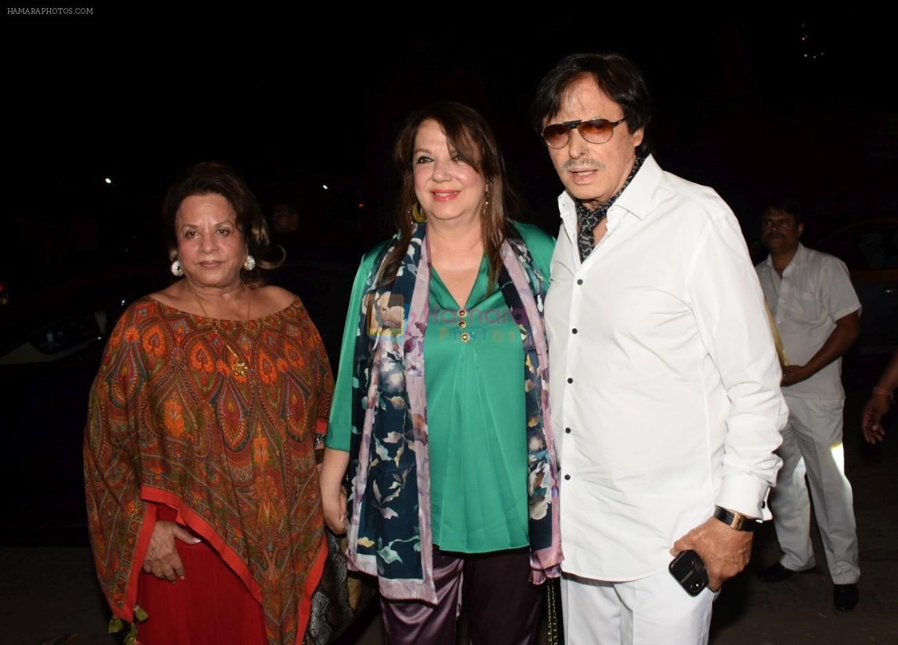 Sanjay Khan, Zarine Khan At The Launch Of Bespoke Home Jewels By Minjal Jhaveri on 13th April 2018