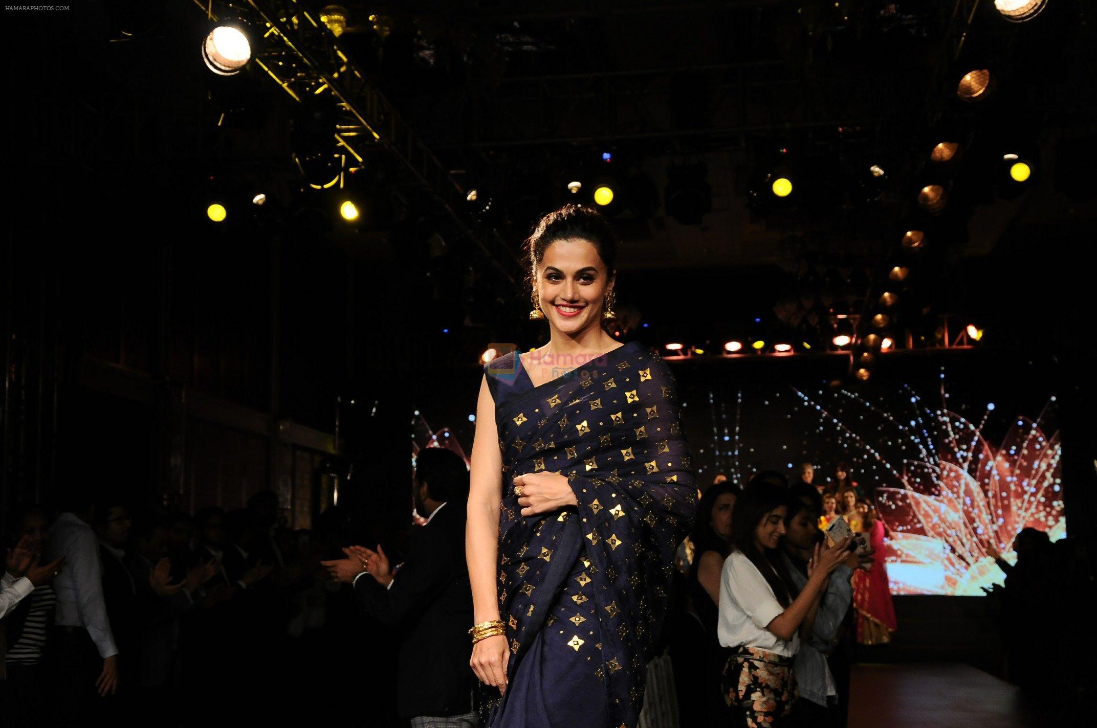Tapsee Pannu At Forevermark Collection Fashion Show on 20th April 2018