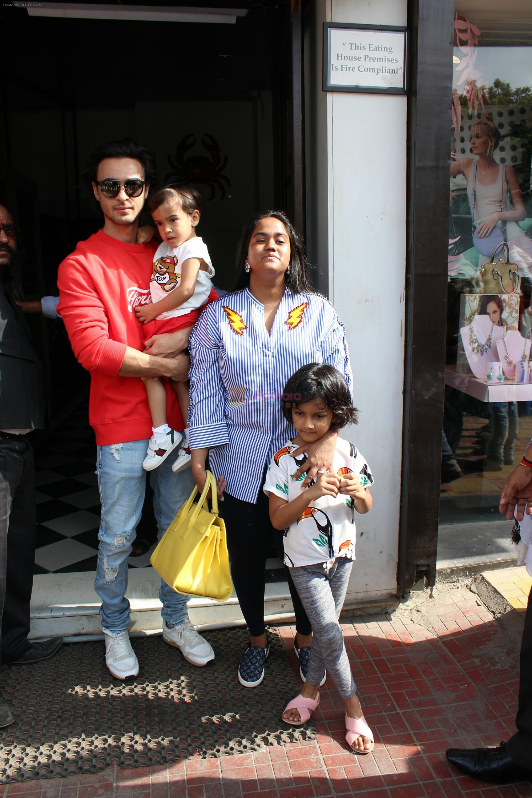 Arpita Khan and Aayush Shrama spotted at bandra on 20th May 2018