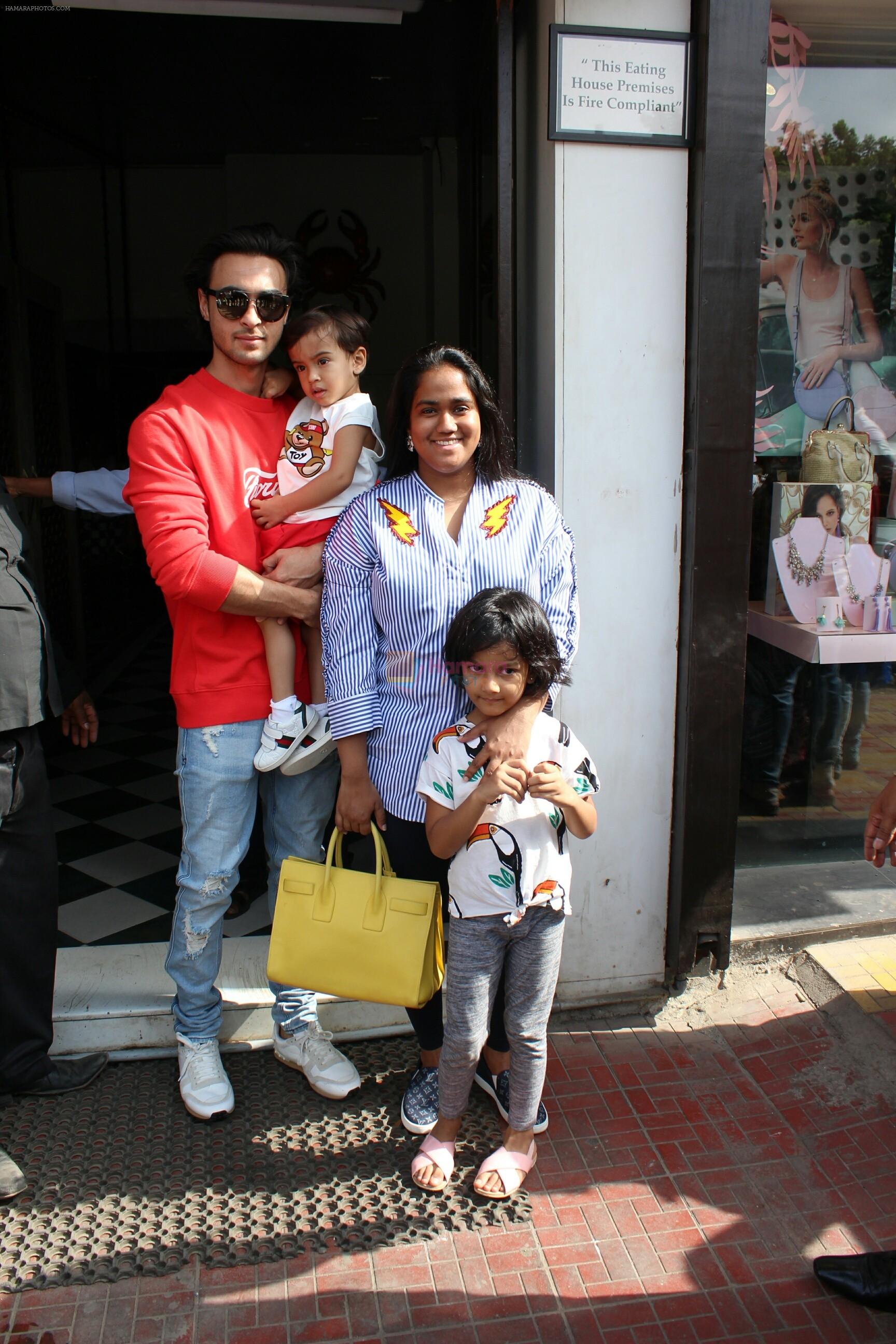 Arpita Khan and Aayush Shrama spotted at bandra on 20th May 2018