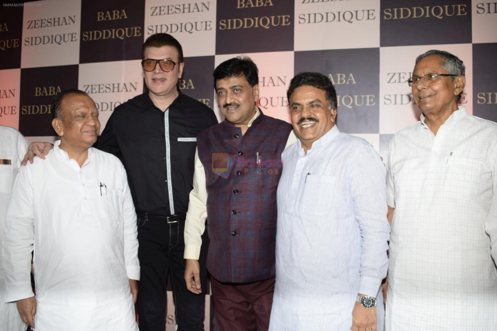 Sanjay Nirupam at Baba Siddiqui's iftaar party in Taj Lands End bandra on 10th June 2018