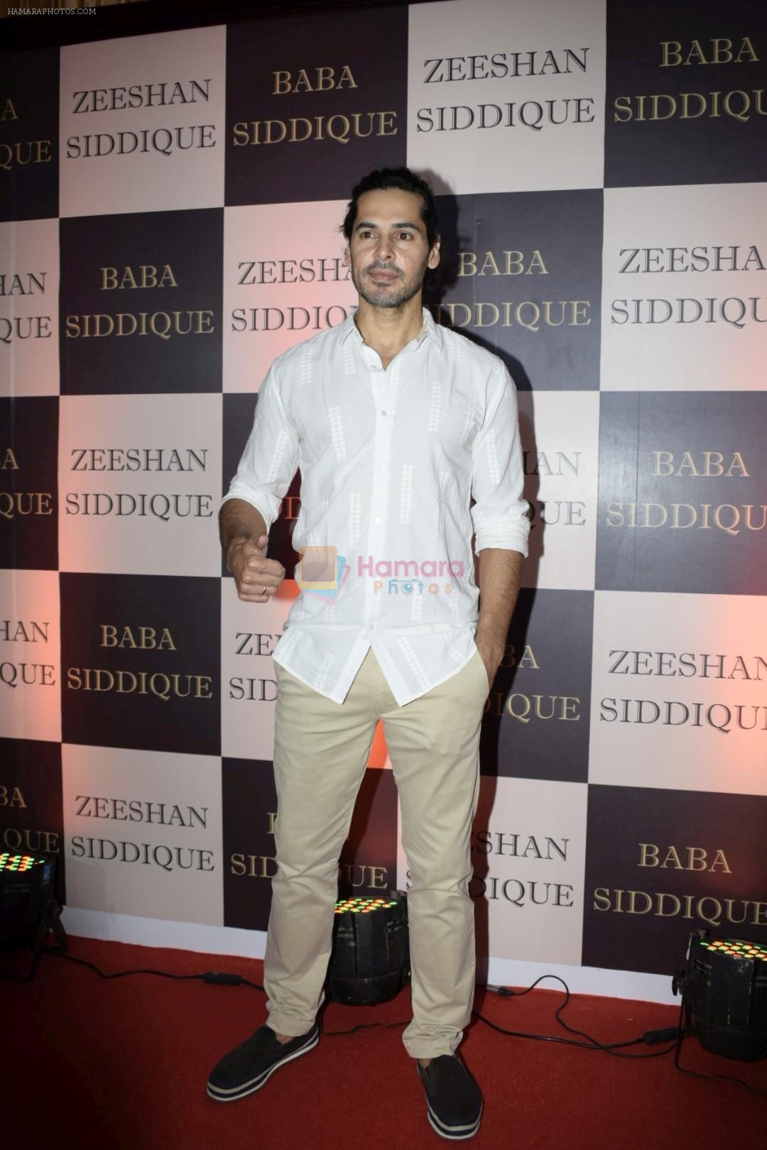 Dino Morea at Baba Siddiqui's iftaar party in Taj Lands End bandra on 9th June 2018