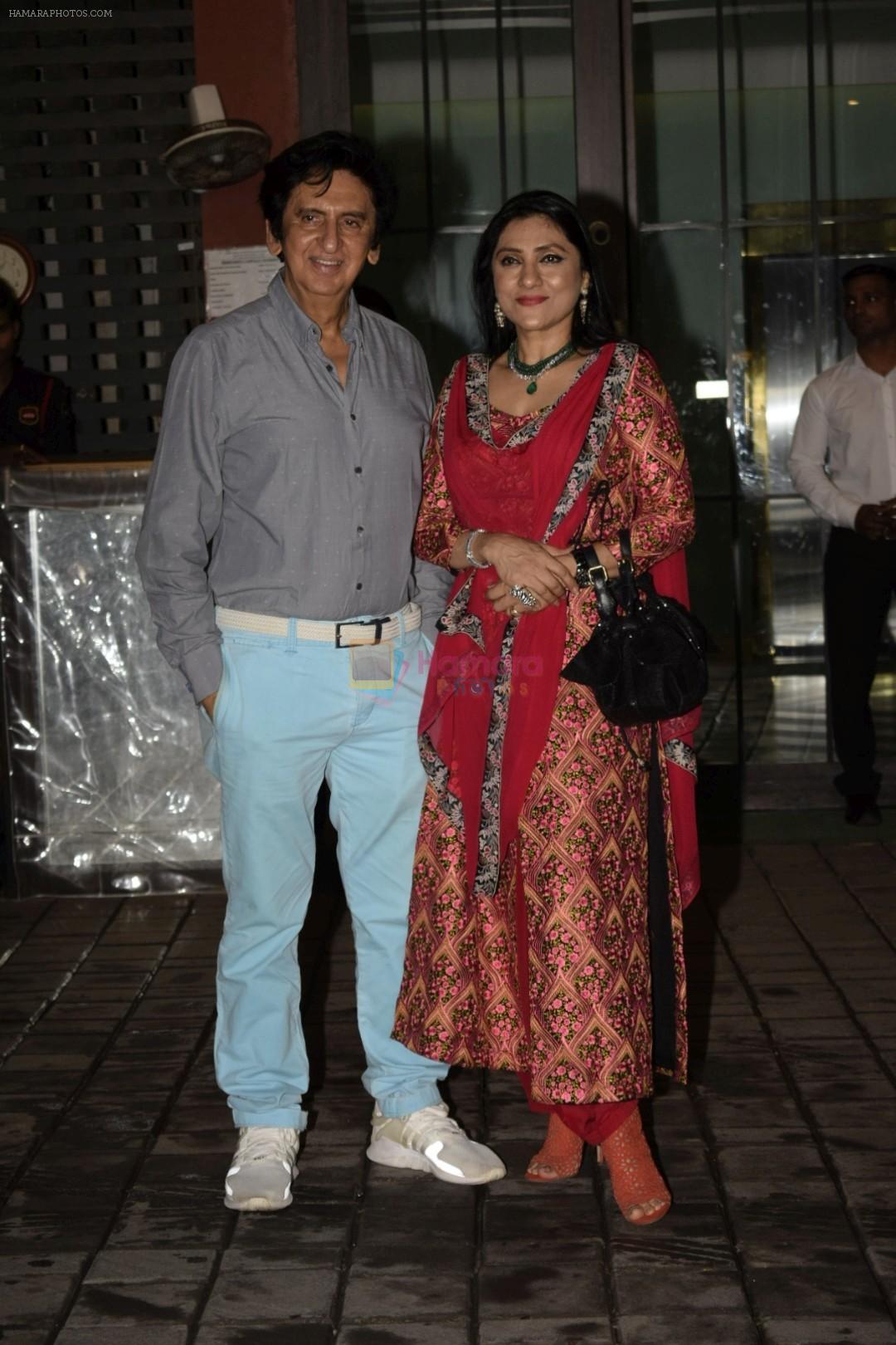 Aarti Surendranath, Kailash Surendranath at Arpita Khan's Eid party at her residence in bandra on 16th June 2018