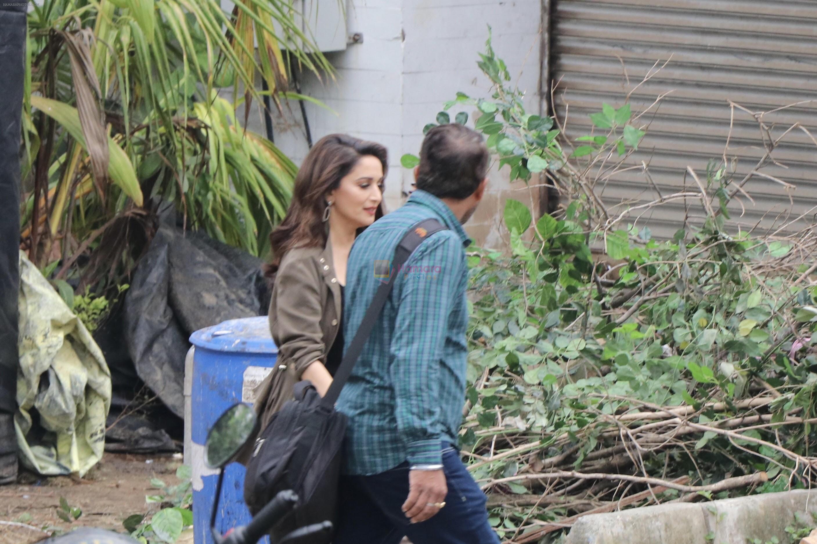 Madhuri dixit nene spotted on sets of total dhamaal on 21st June 2018