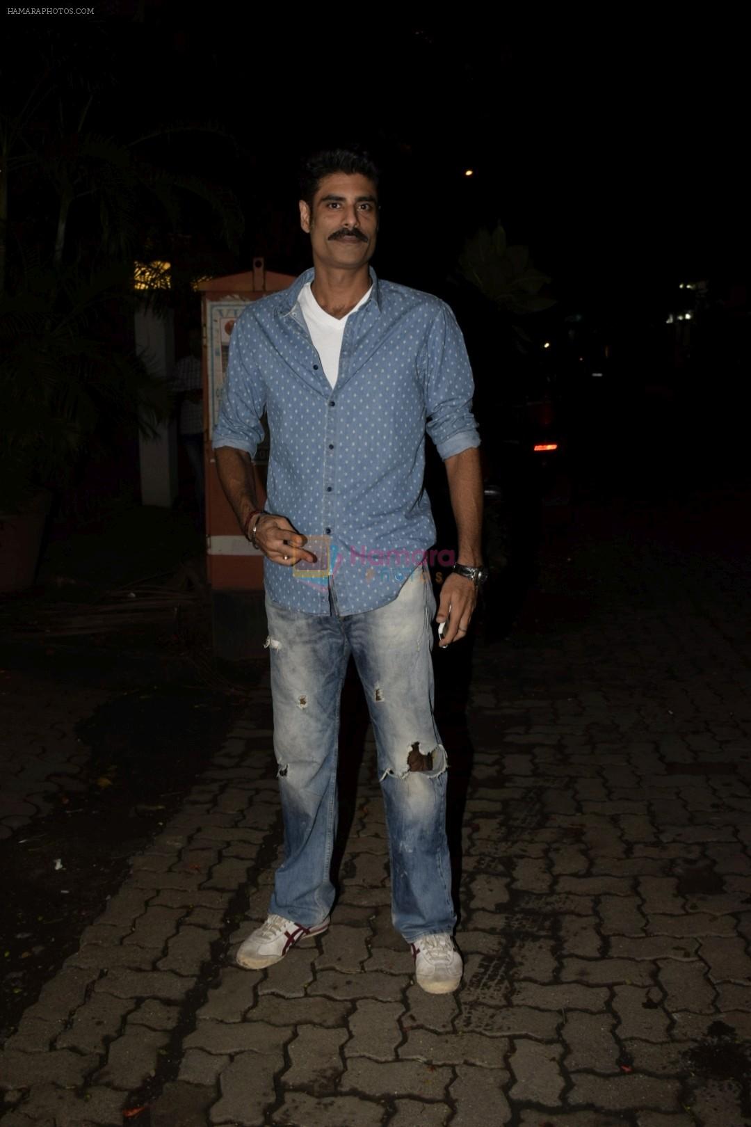Sikander Kher at the Arjun Kapoor's birthday party in his juhu residence on 27th June 2018