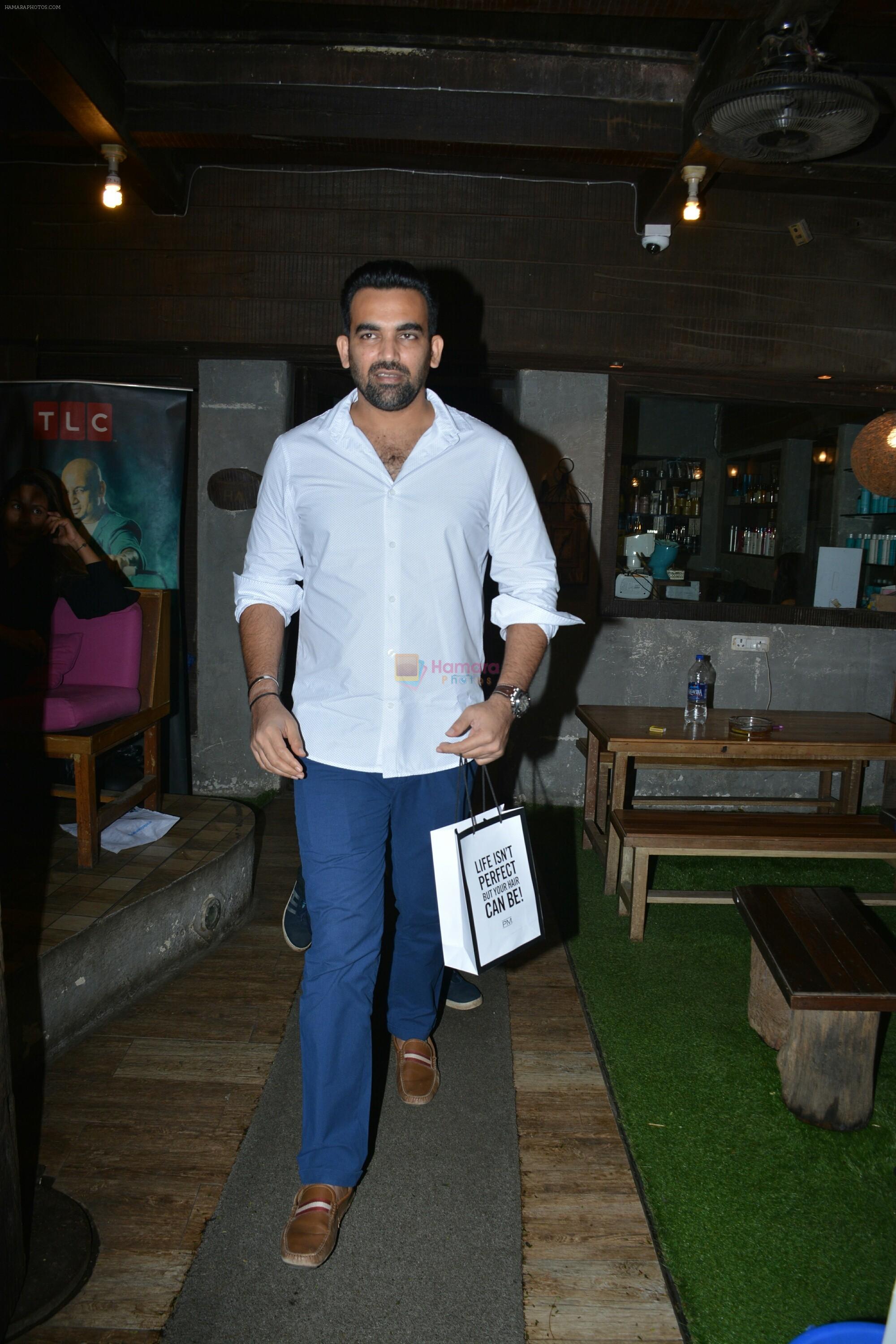 Zaheer khan spotted at bandra on 11th July 2018