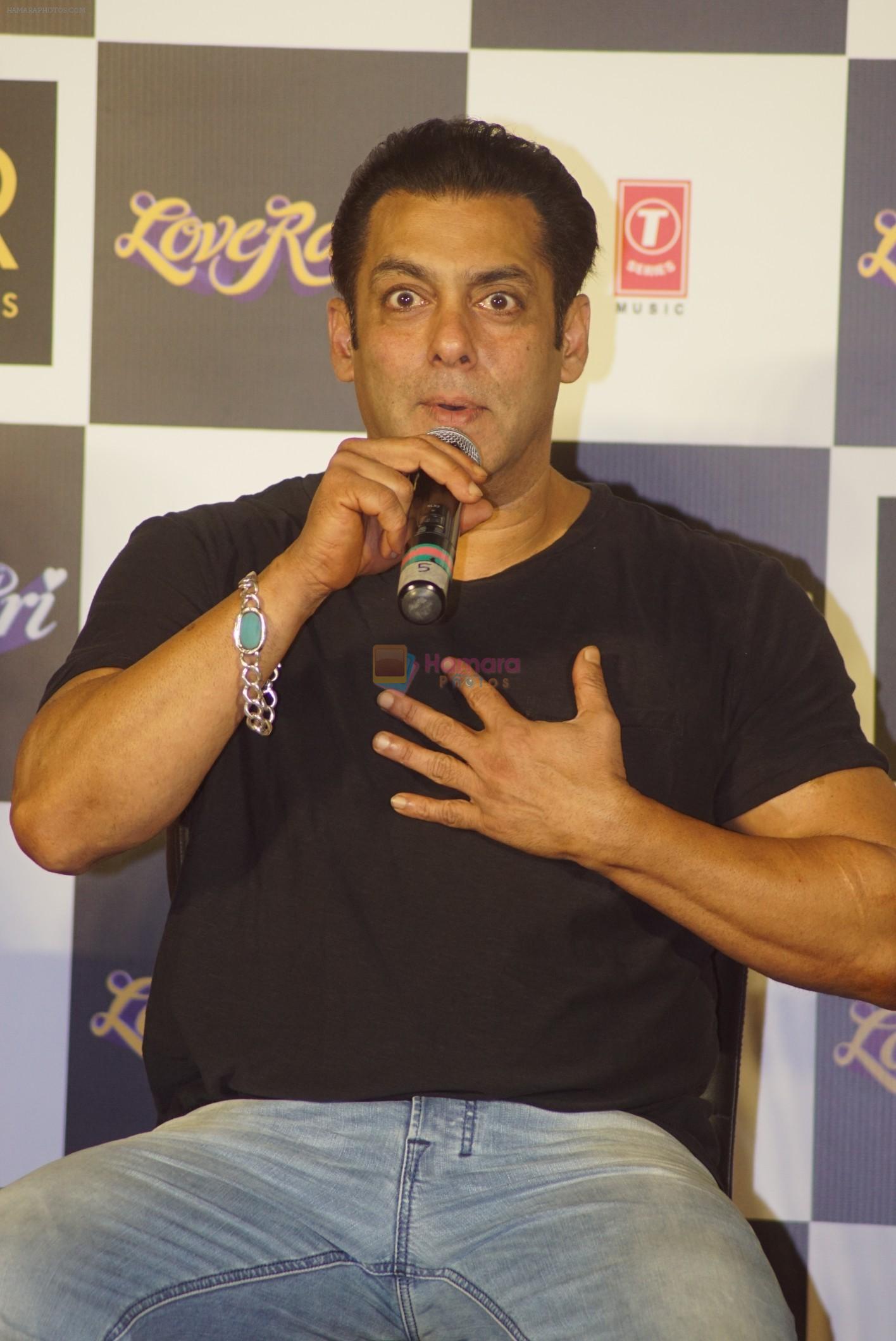 Salman Khan at the Trailer launch of film Loveratri in pvr kurla market city on 6th Aug 2018