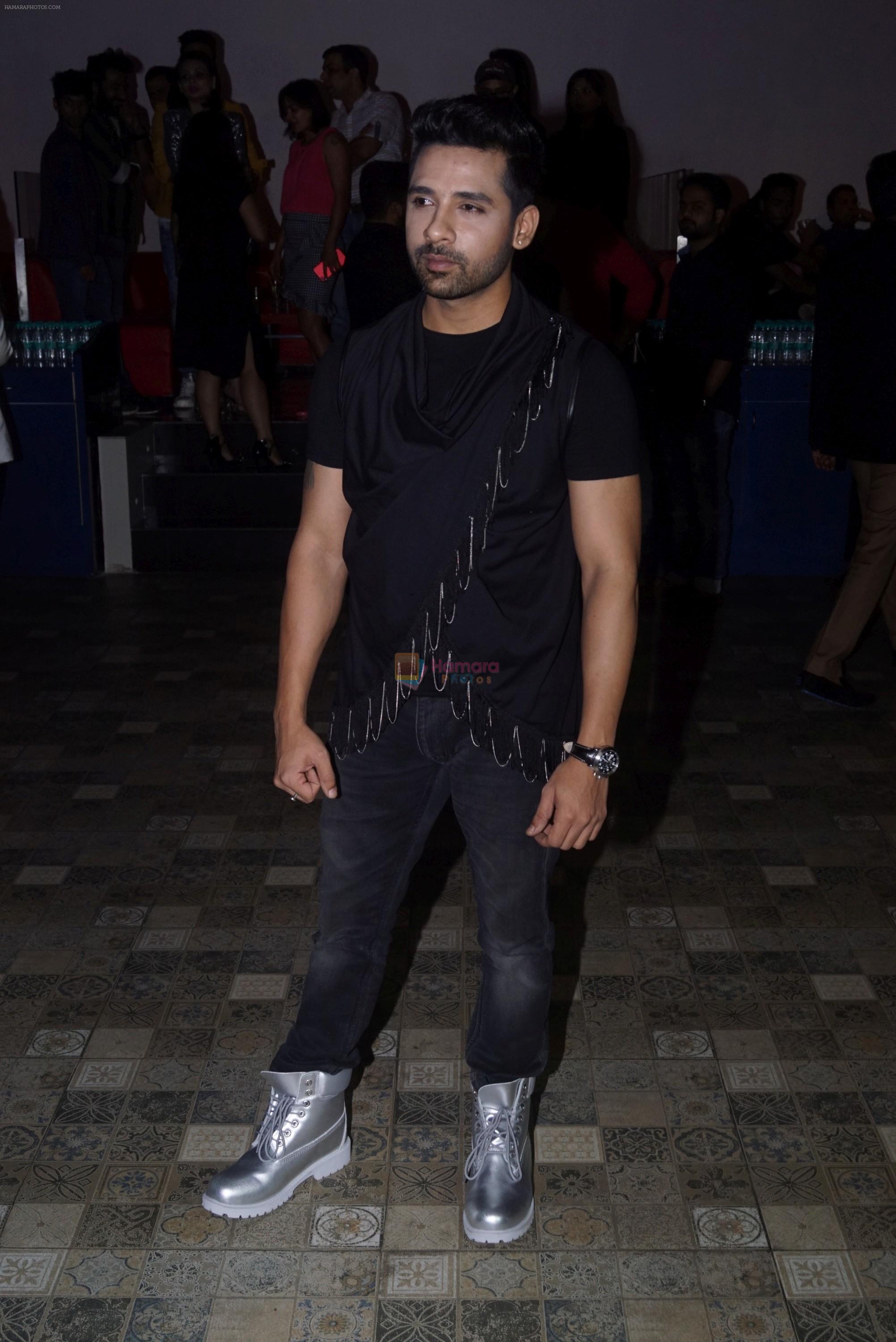 Puneesh Sharma at the launch of Kasino Bar and Launch of Meet Bros song Love Me on 6th Aug 2018