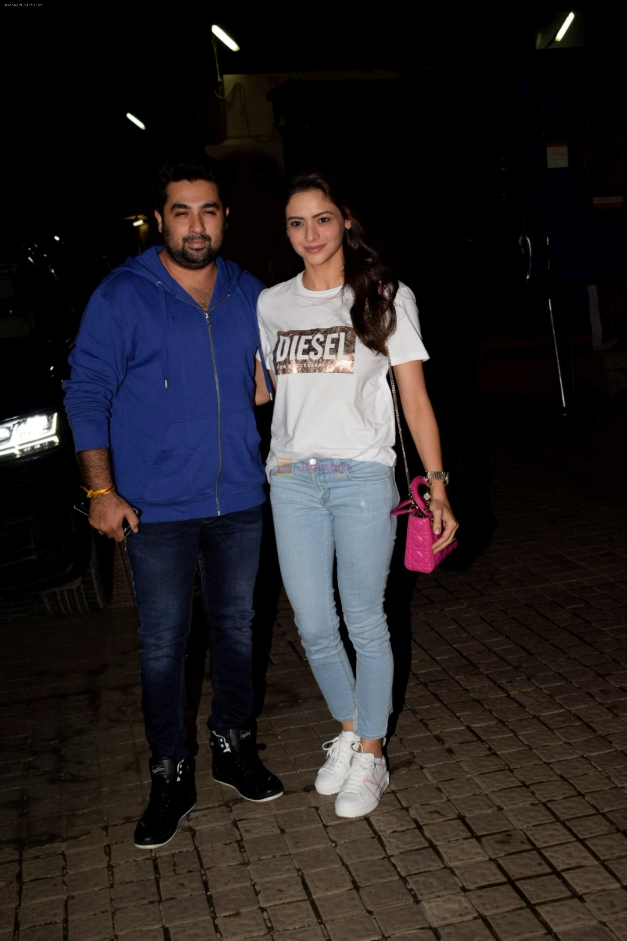 Aamna Sharif with Amit Kapoor at the Screening of Gold in pvr juhu on 14th Aug 2018