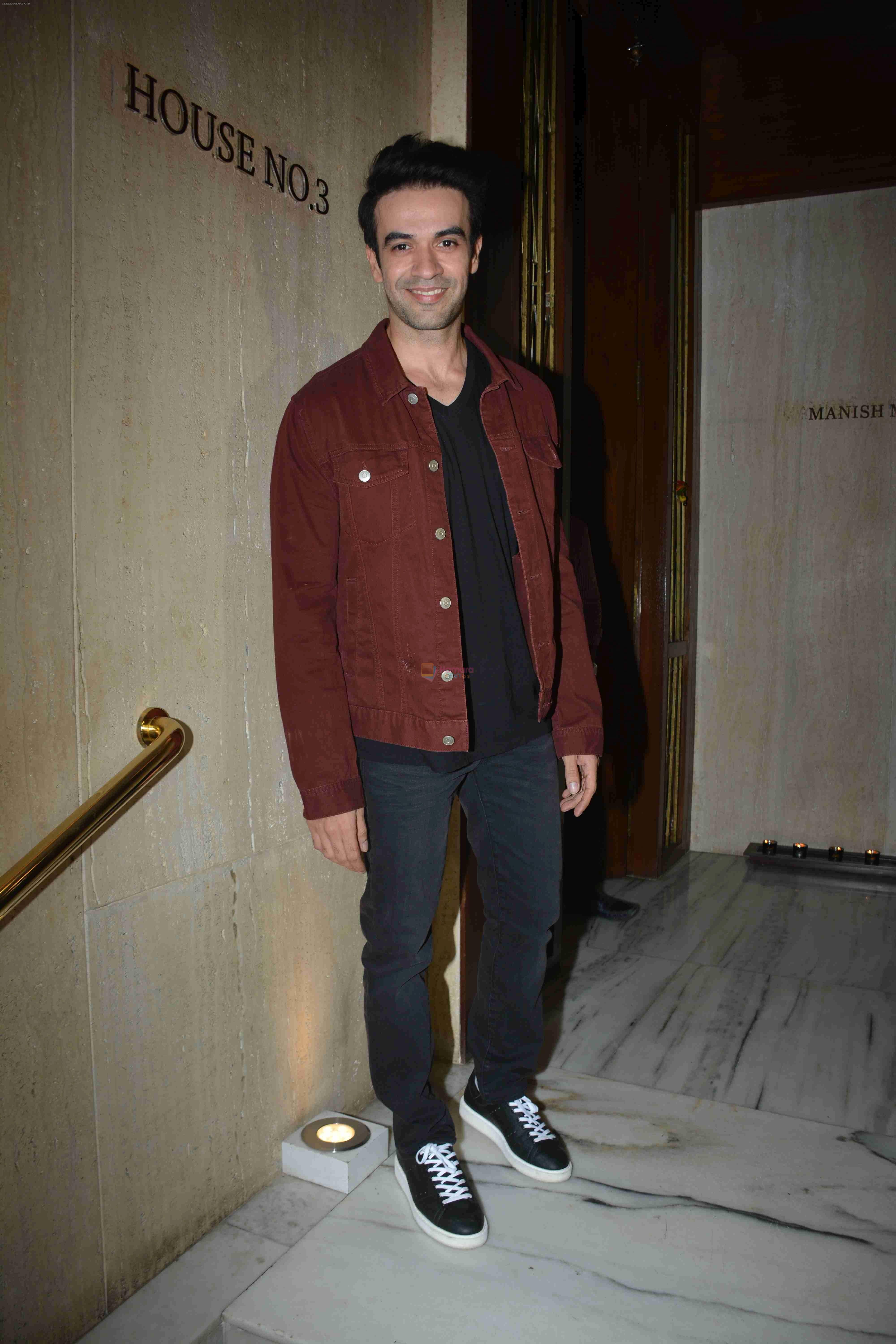 Punit Malhotra at Manish Malhotra's party in his bandra home on 14th Aug 2018
