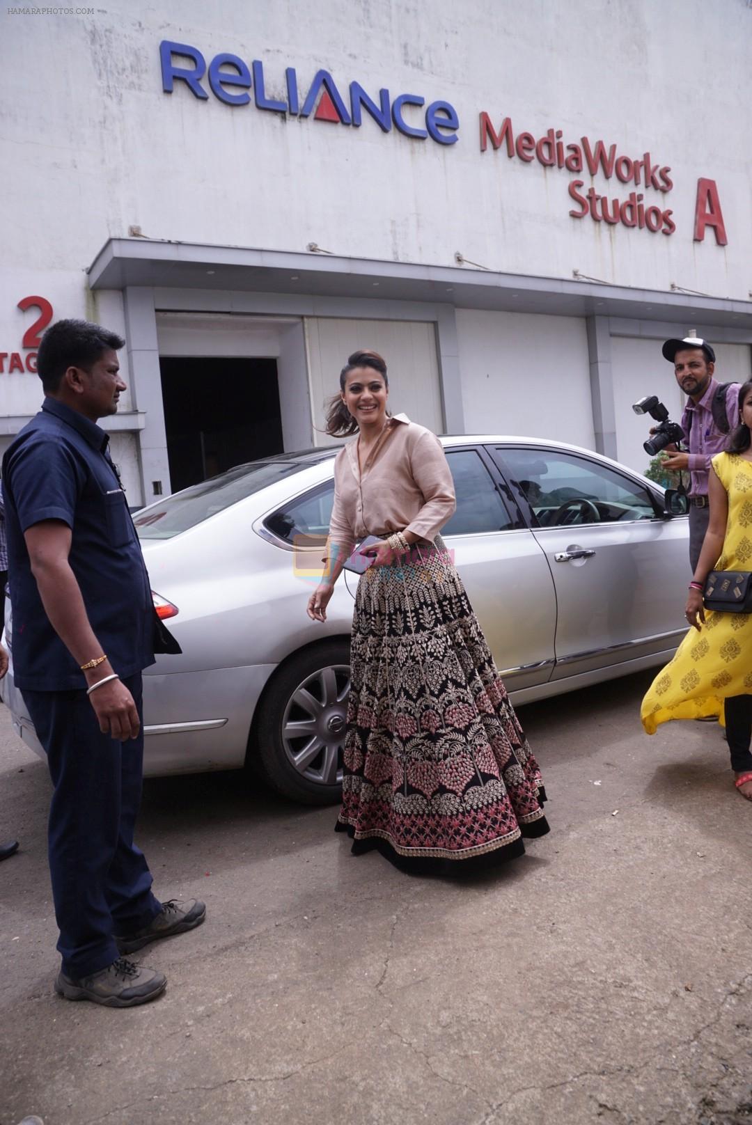 Kajol On The Sets Of Colors Show Dance Deewane In Filmcity Goregaon on 30th Aug 2018