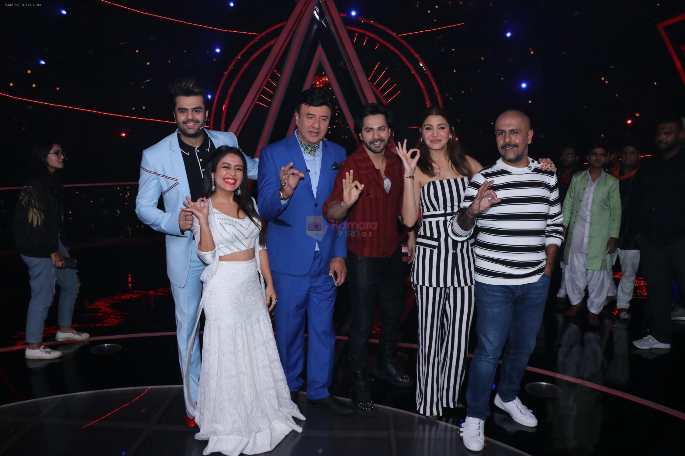 Varun Dhawan, Anushka Sharma, Manish Paul, Sonu Kakkar, Anu Malik, Vishal Dadlani on the sets of Indian Idol in Yashraj Studio, Andheri on 4th Sept 2018