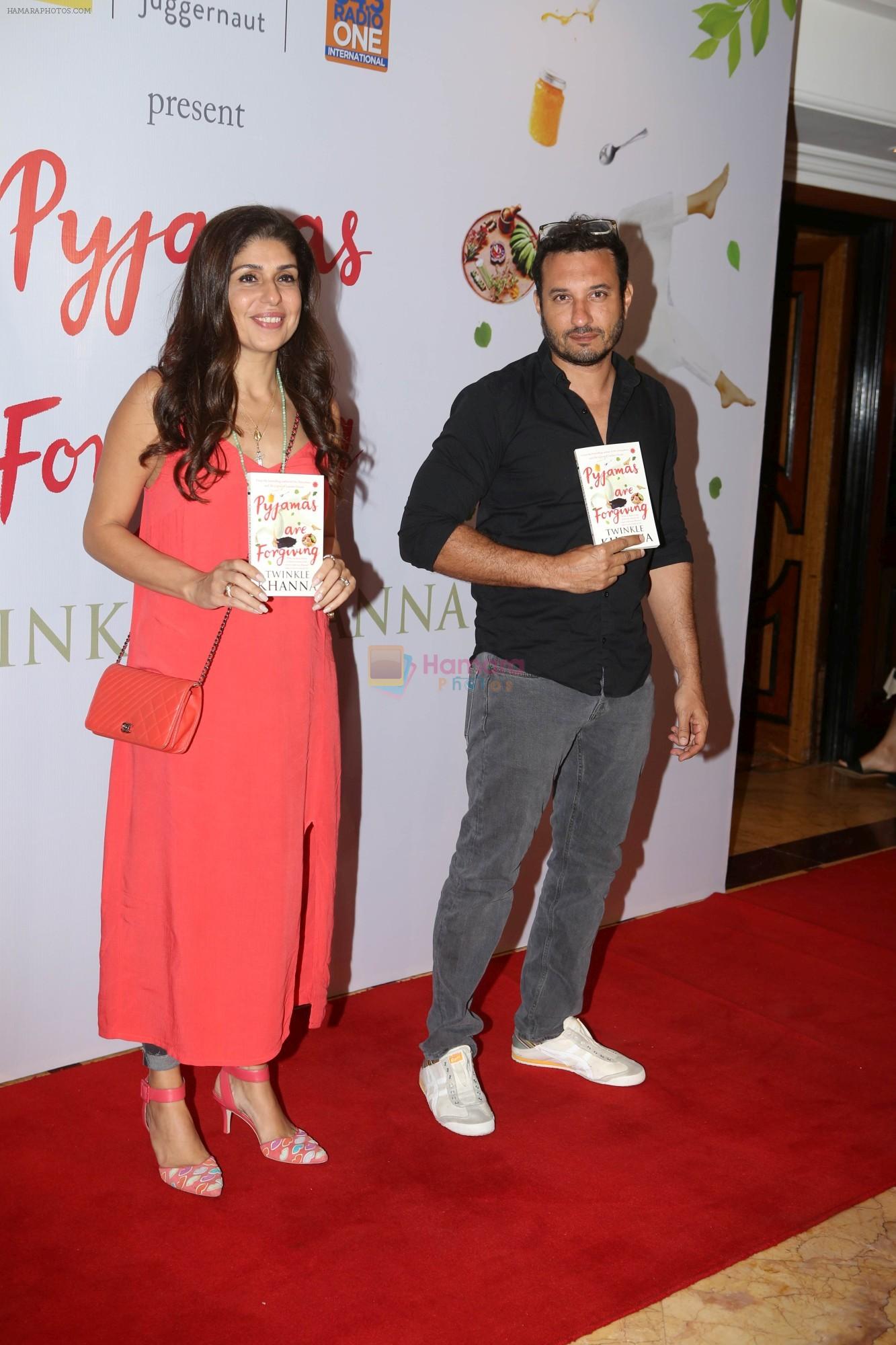 Homi Adajania at the Launch Of Twinkle Khanna's Book Pyjamas Are Forgiving in Taj Lands End Bandra on 7th Sept 2018