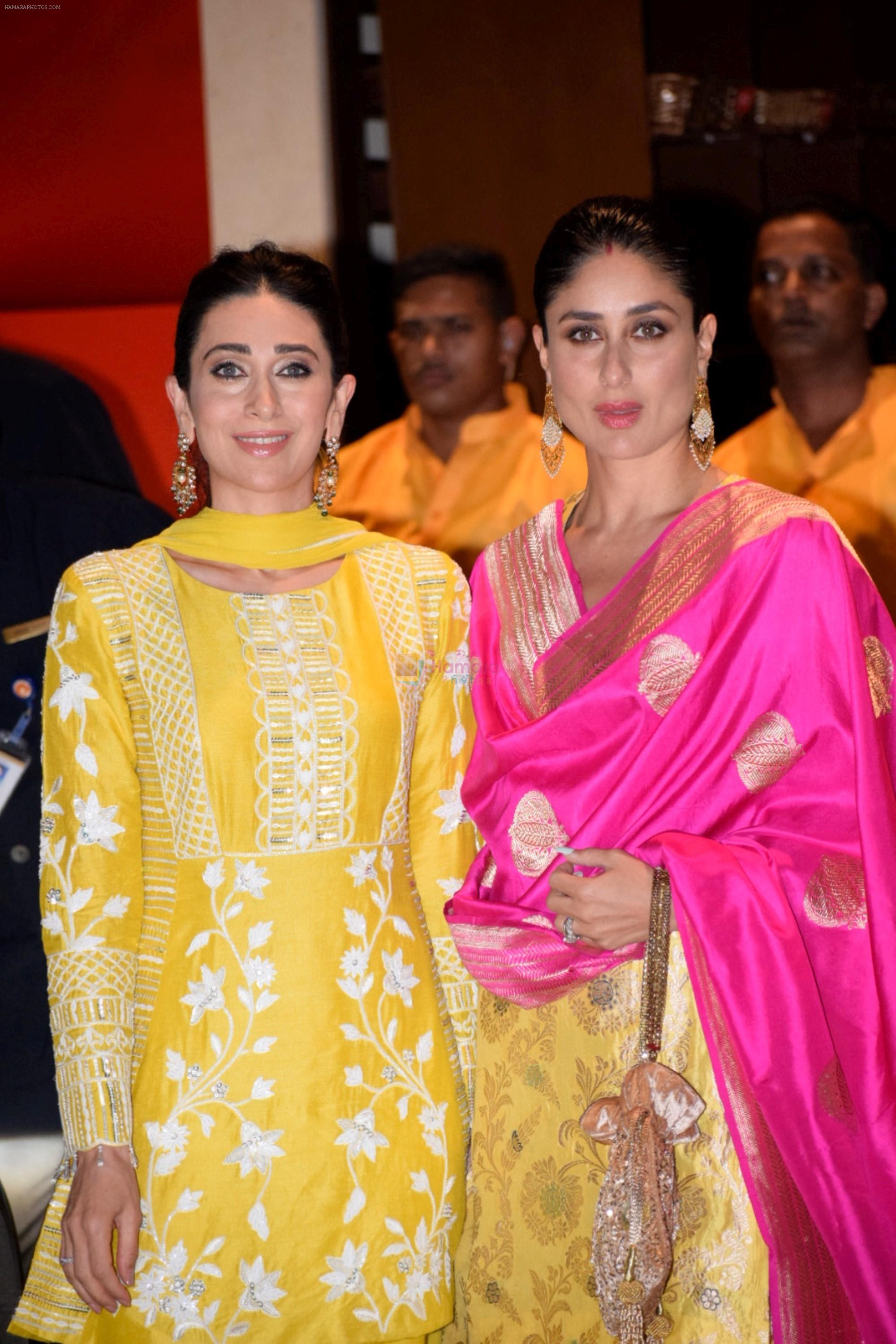 Karisma Kapoor, Kareena Kapoor at Mukesh Ambani's House For Ganesha Chaturthi on 13th Sept 2018