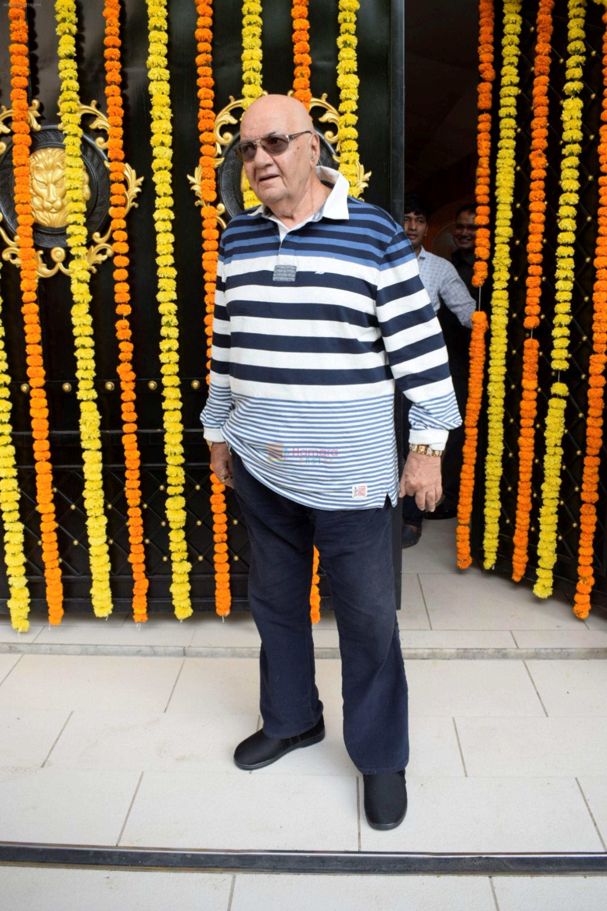 Prem Chopra at Ekta Kapoor's house for Ganpati celebration on 16th Sept 2018