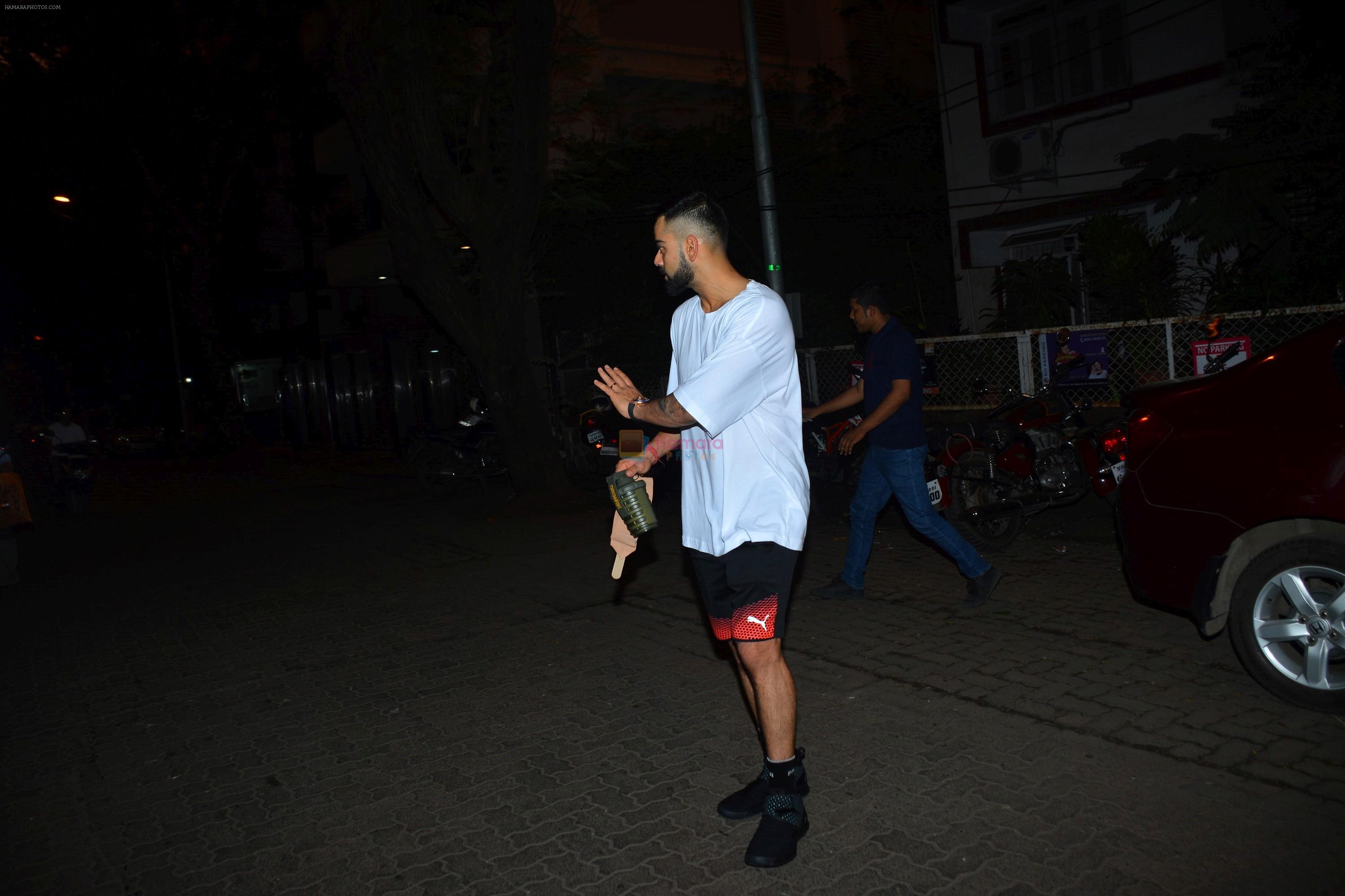 Virat Kohli spotted at bandra on 19th Sept 2018