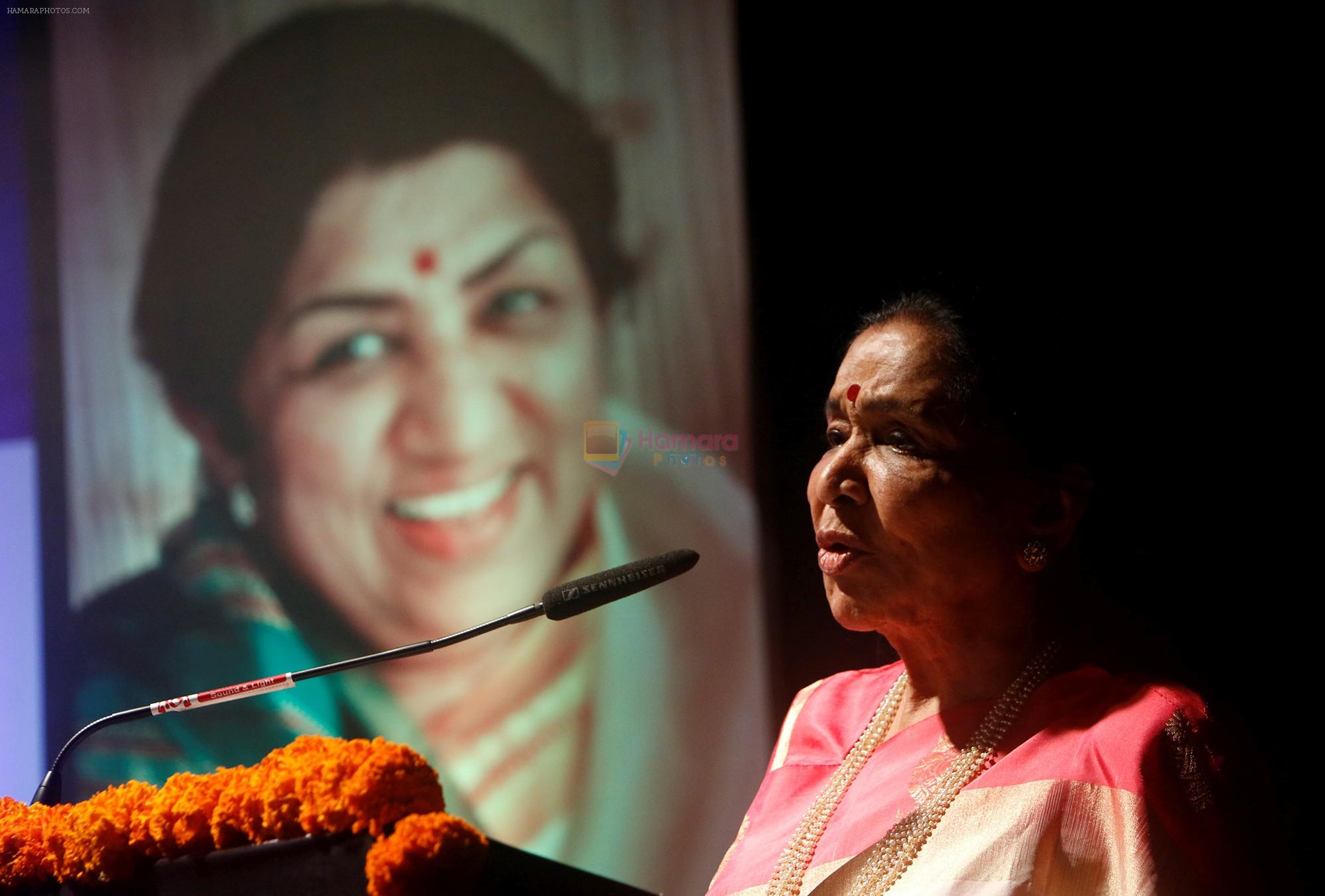 Asha Bhosle at the release of Mothi Tichi Savli, a book on Lata Mangeshkar, penned by Meena Mangeshkar-Khadikar