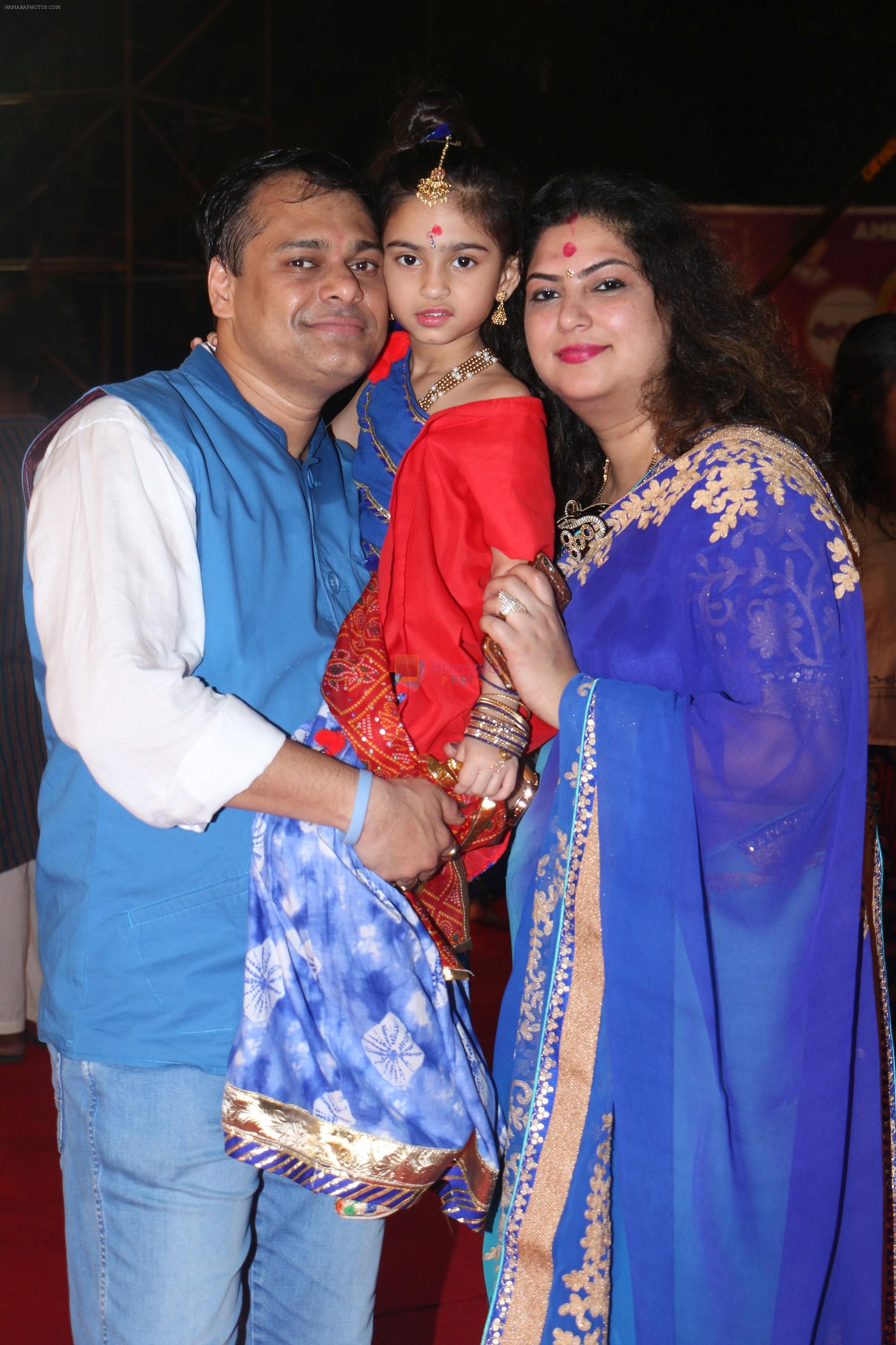 Ameet Satam with wife and kid 2 at Ameet Satam's Adarsh Navratri Utsav Day 1 at JVPD Grounds, Juhu