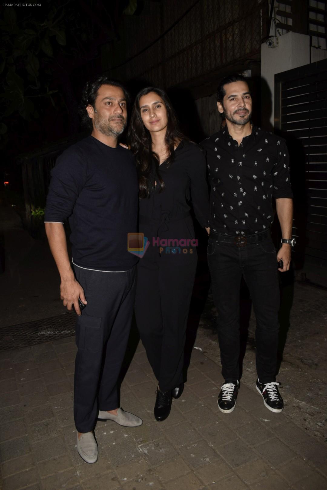 Abhishek Kapoor, Dino Morea at Zoya Akhtar's birthday party in bandra on 14th Oct 2018