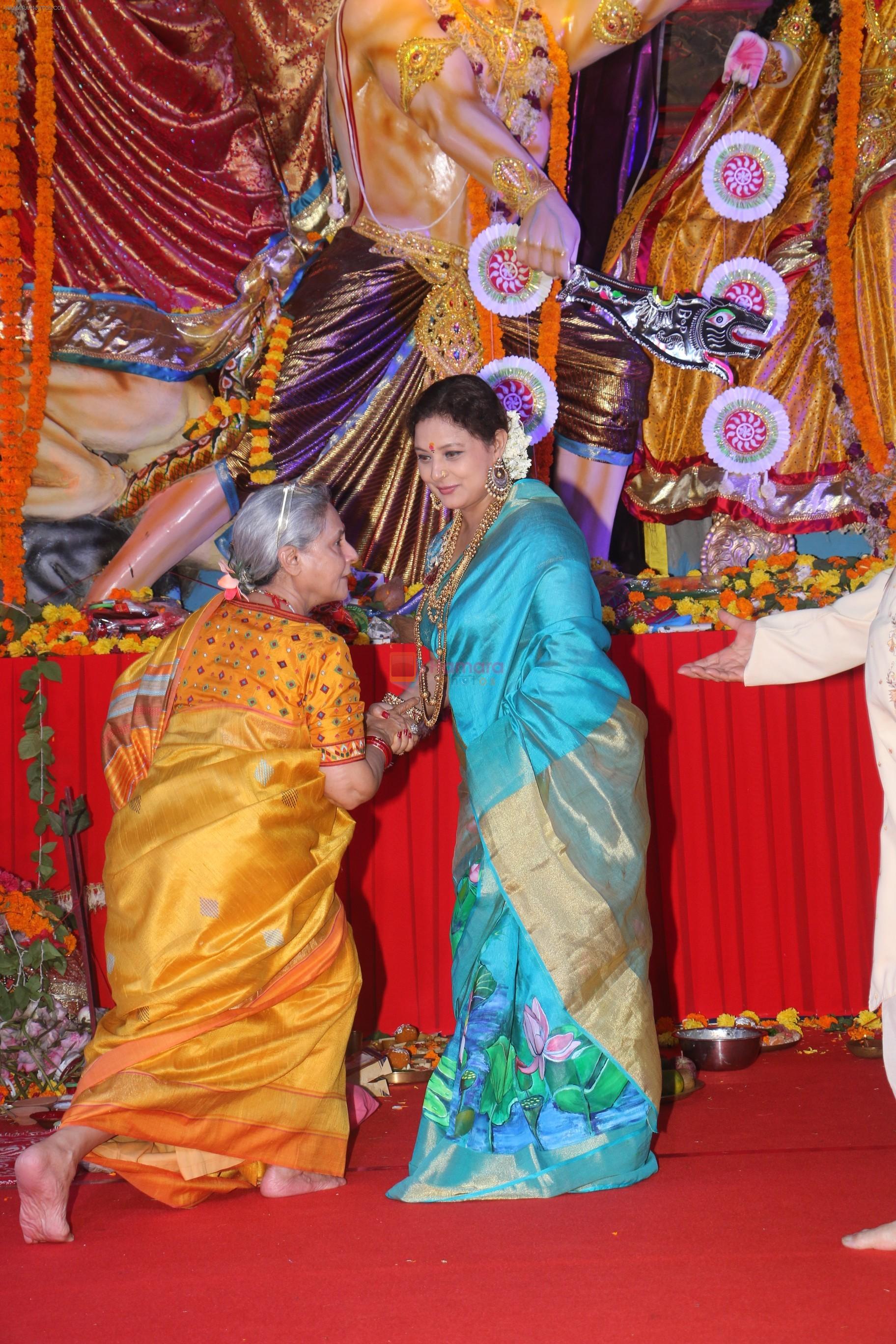 Jaya Bachchan, Sharbani Mukherjee  at The North Bombay Sarbojanin Durga Puja In Vile Parle on 18th Oct 2018