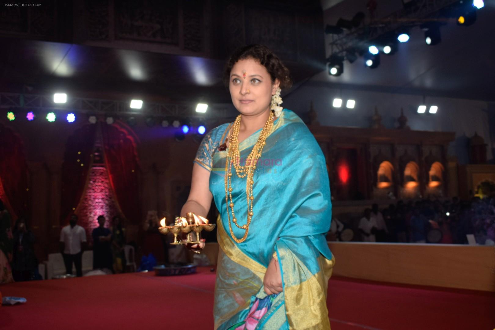 Sharbani Mukherjee At The North Bombay Sarbhojanik Durga Puja In Vile Parle on 18thOct 2018