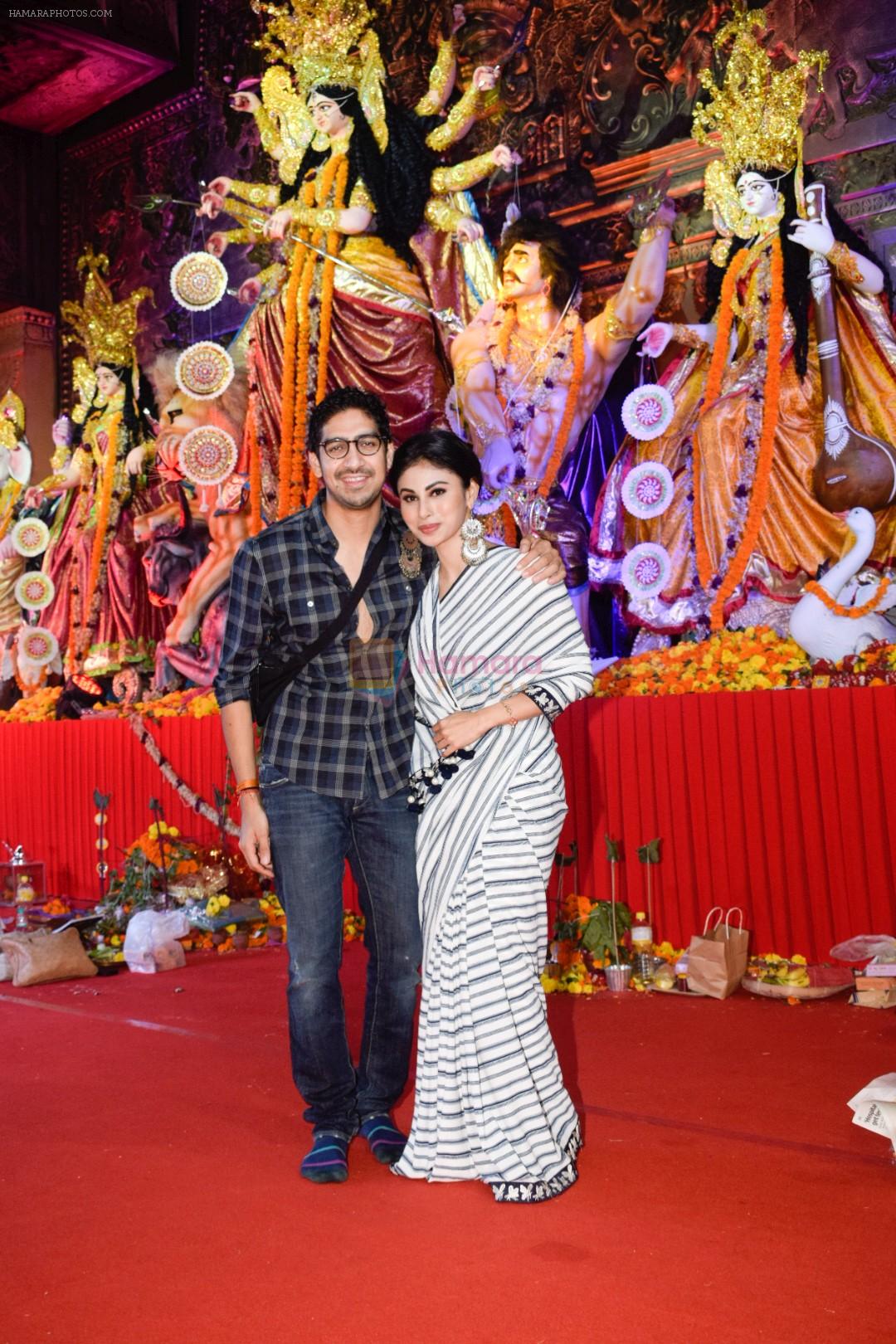 Mouni Roy, Ayan Mukherjee At The North Bombay Sarbhojanik Durga Puja In Vile Parle on 18thOct 2018