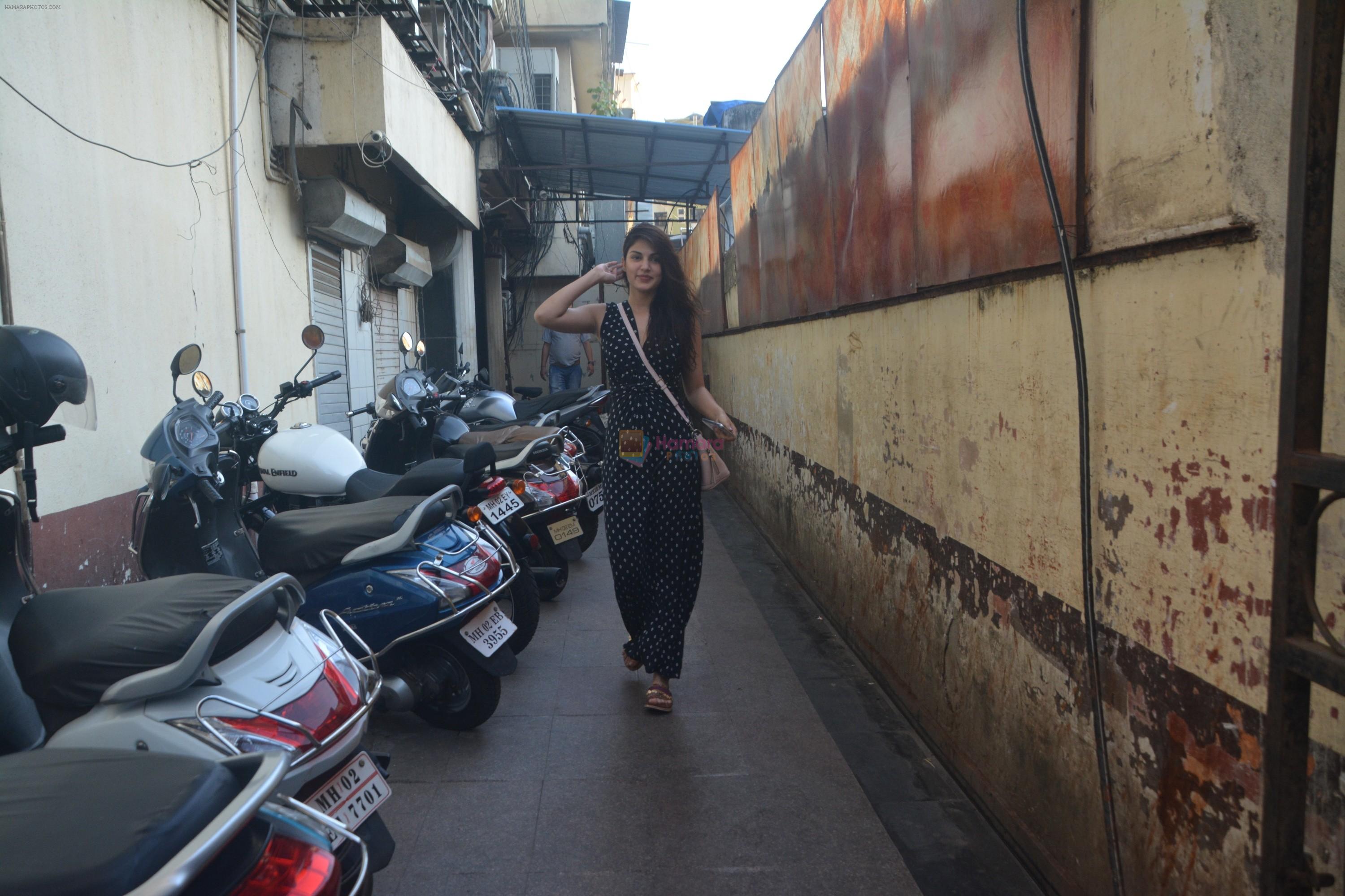 Rhea Chakraborty spotted at bandra on 23rd Oct 2018