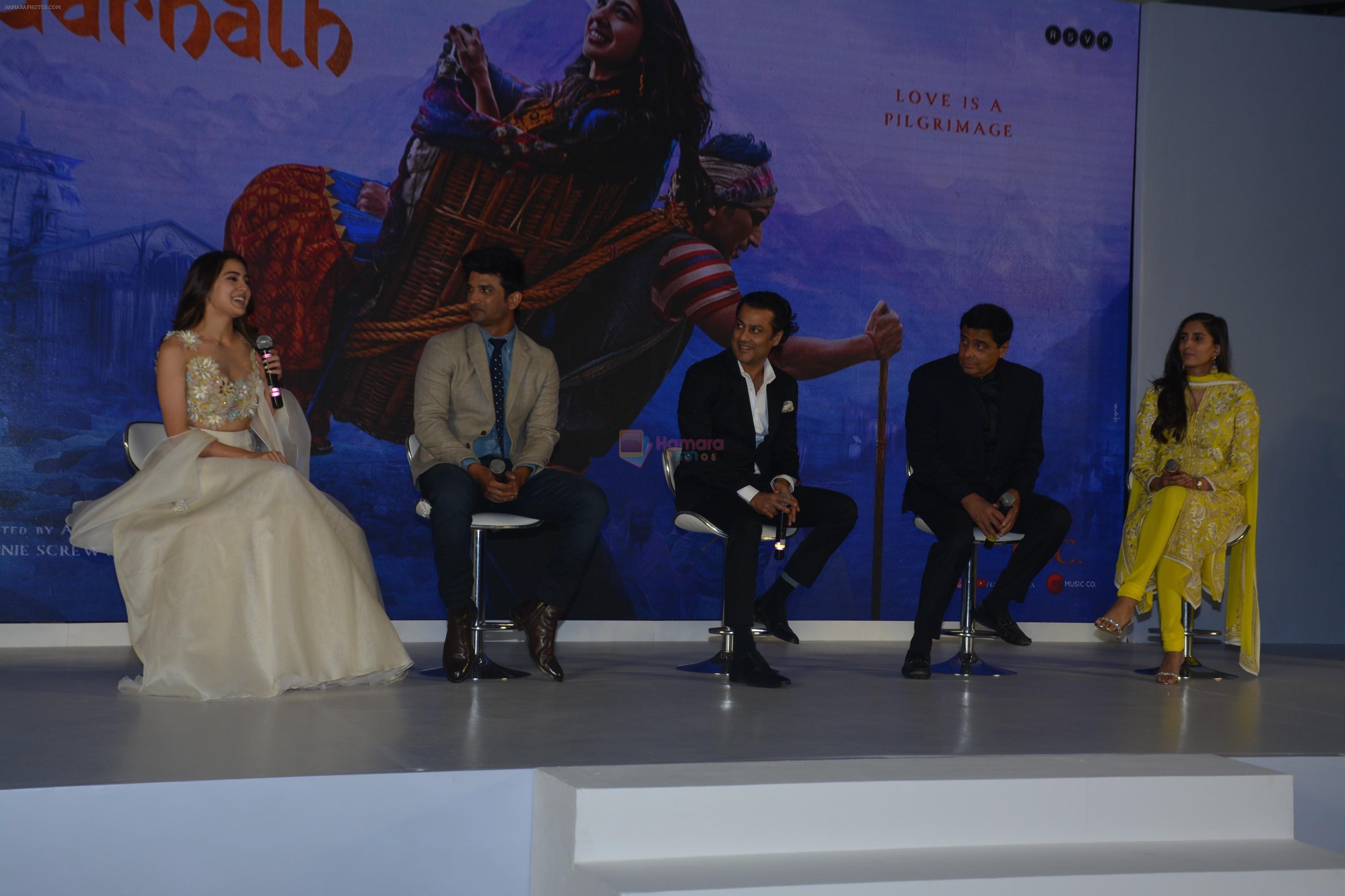 Sara Ali Khan, Sushant Singh Rajput, Abhishek Kapoor with his wife Pragya Yadav, Ronnie Screwvala at the Trailer Launch Of Film Kedarnath on 12th Nov 2018