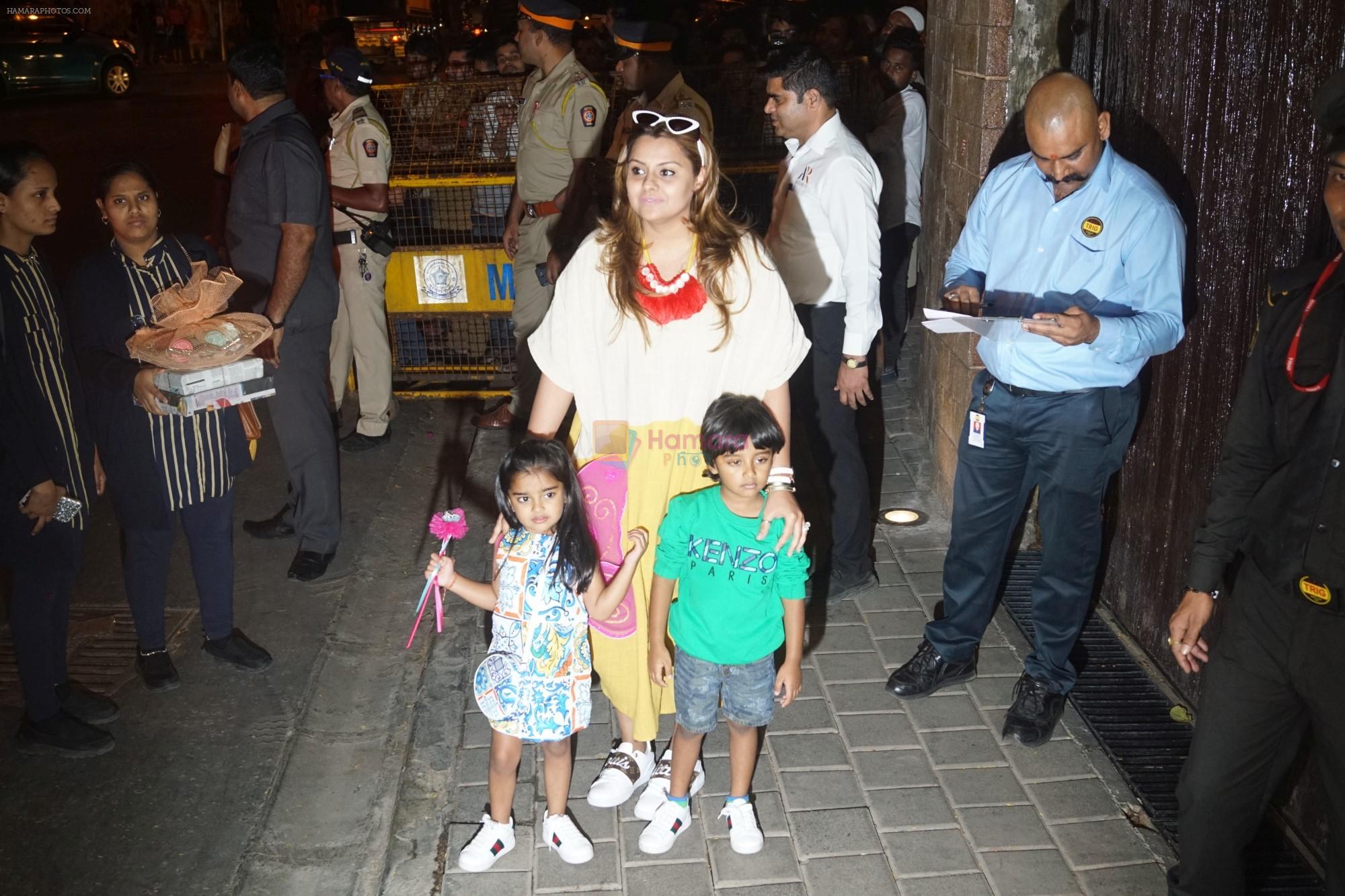 Honey Bhagnani at Aaradhya Bachchan's 7th Birthday Celebration on 17th Nov 2018