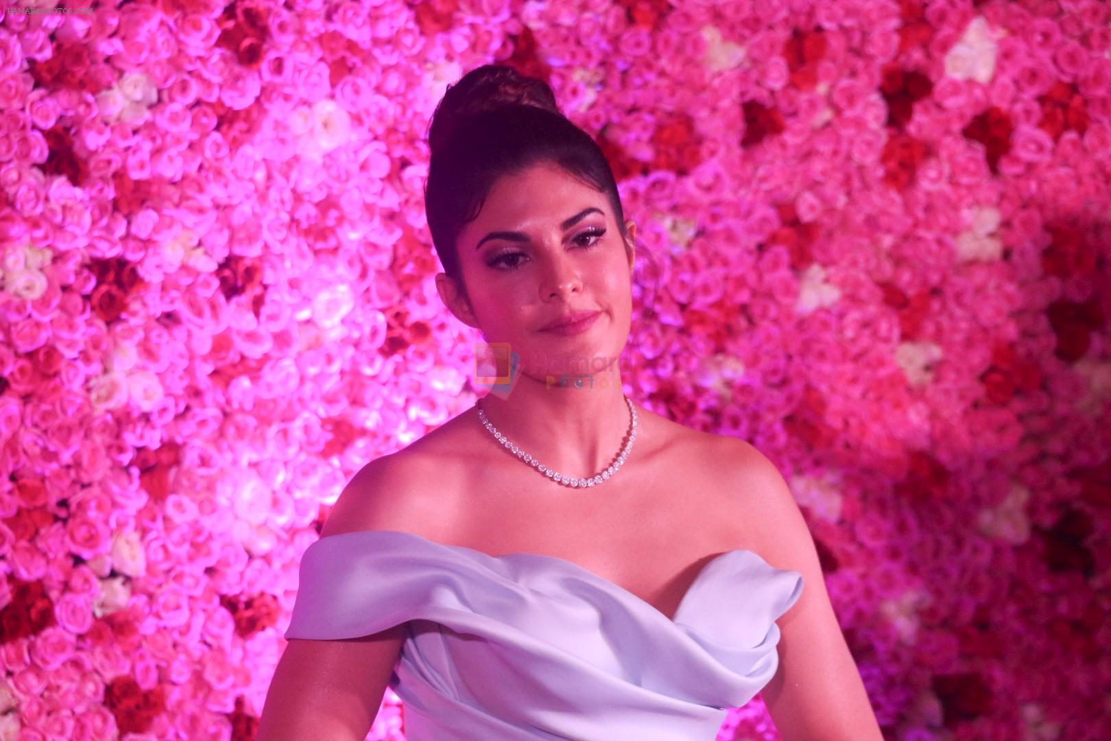 Jacqueline Fernandez at the Red Carpet of Lux Golden Rose Awards 2018 on 18th Nov 2018