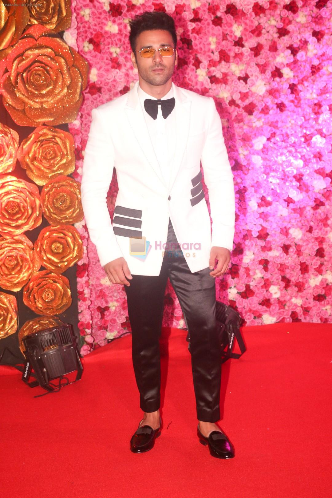 Armaan Jain at the Red Carpet of Lux Golden Rose Awards 2018 on 18th Nov 2018