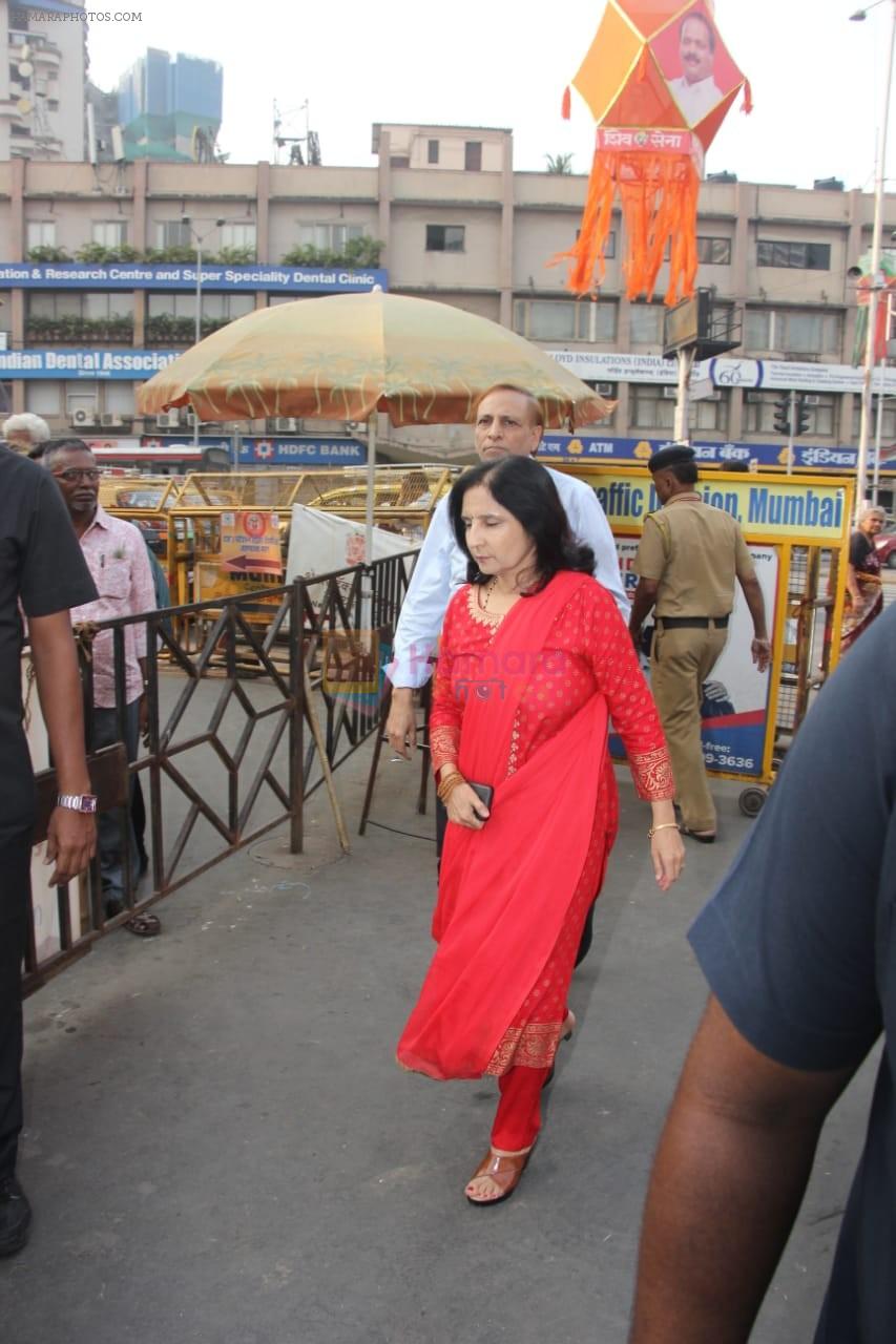 Kartik Aaryan visited shidhivinayak mandir on his birthday on 22nd Nov 2018