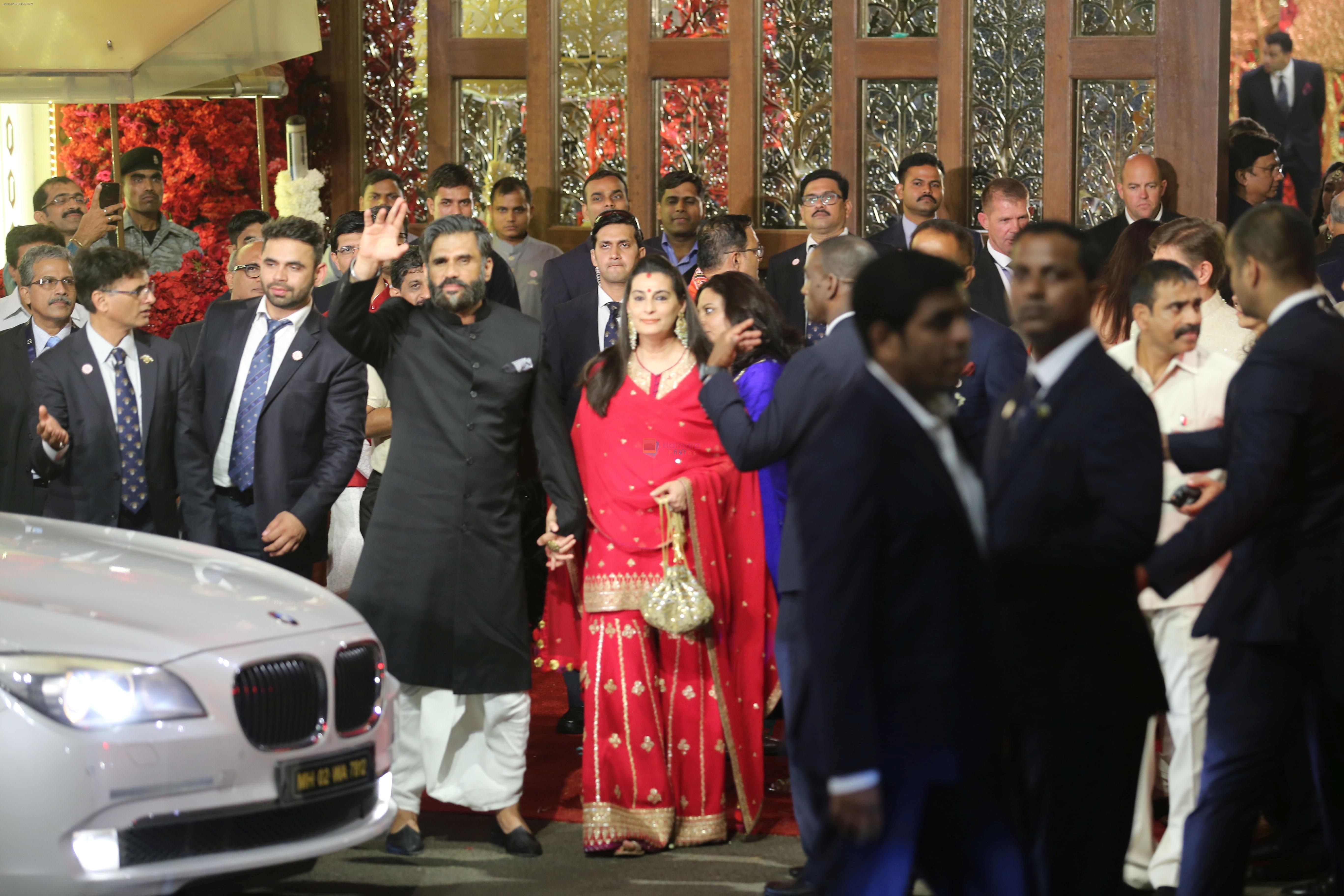Sunil Shetty at Isha Ambani and Anand Piramal's wedding on 12th Dec 2018