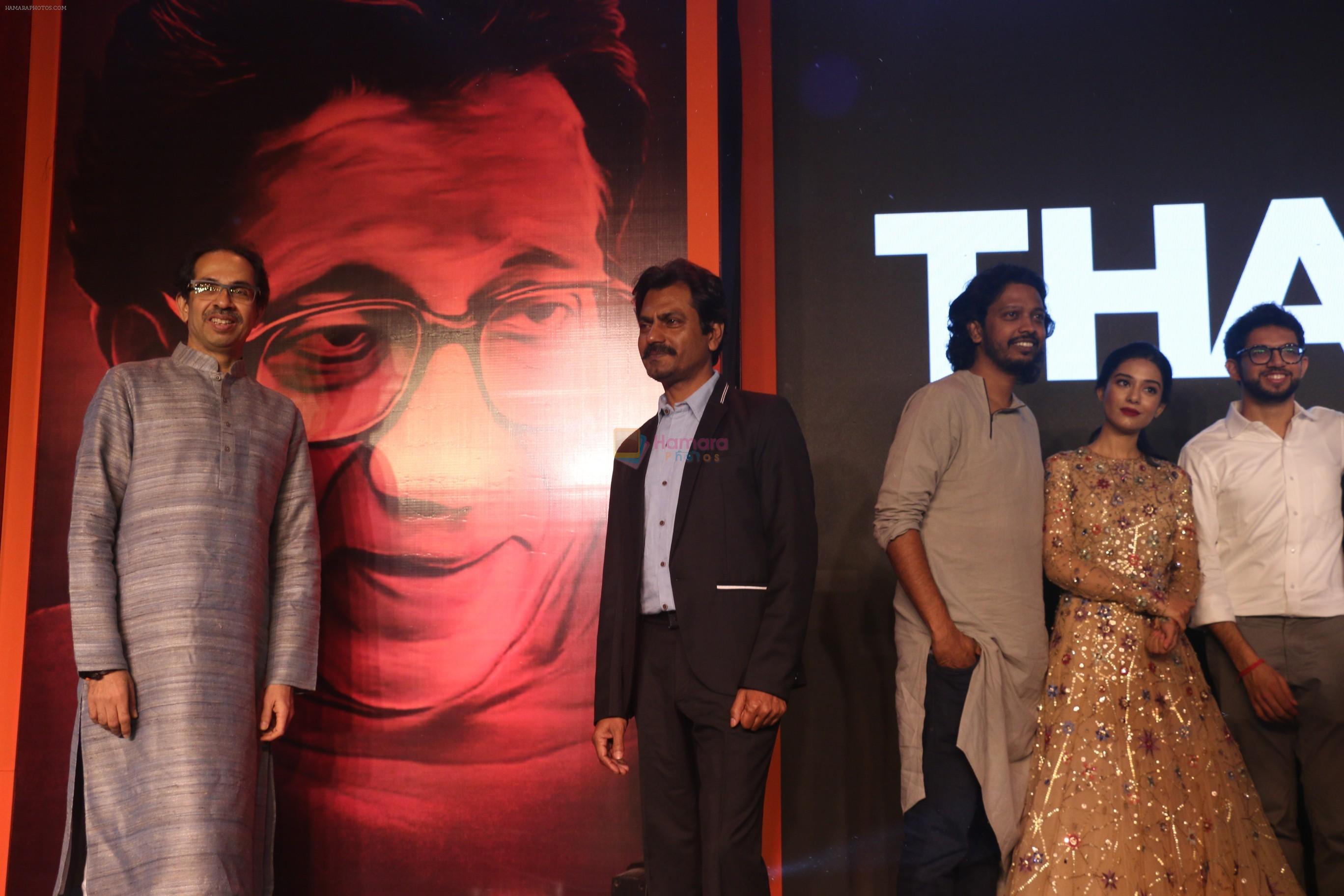Uddhav Thackeray, Rashmi Thackeray, Amrita Rao, Nawazuddin Siddiqui at the Music Launch Of Film Thackeray in Taj Lands End Bandra on 13th Jan 2019