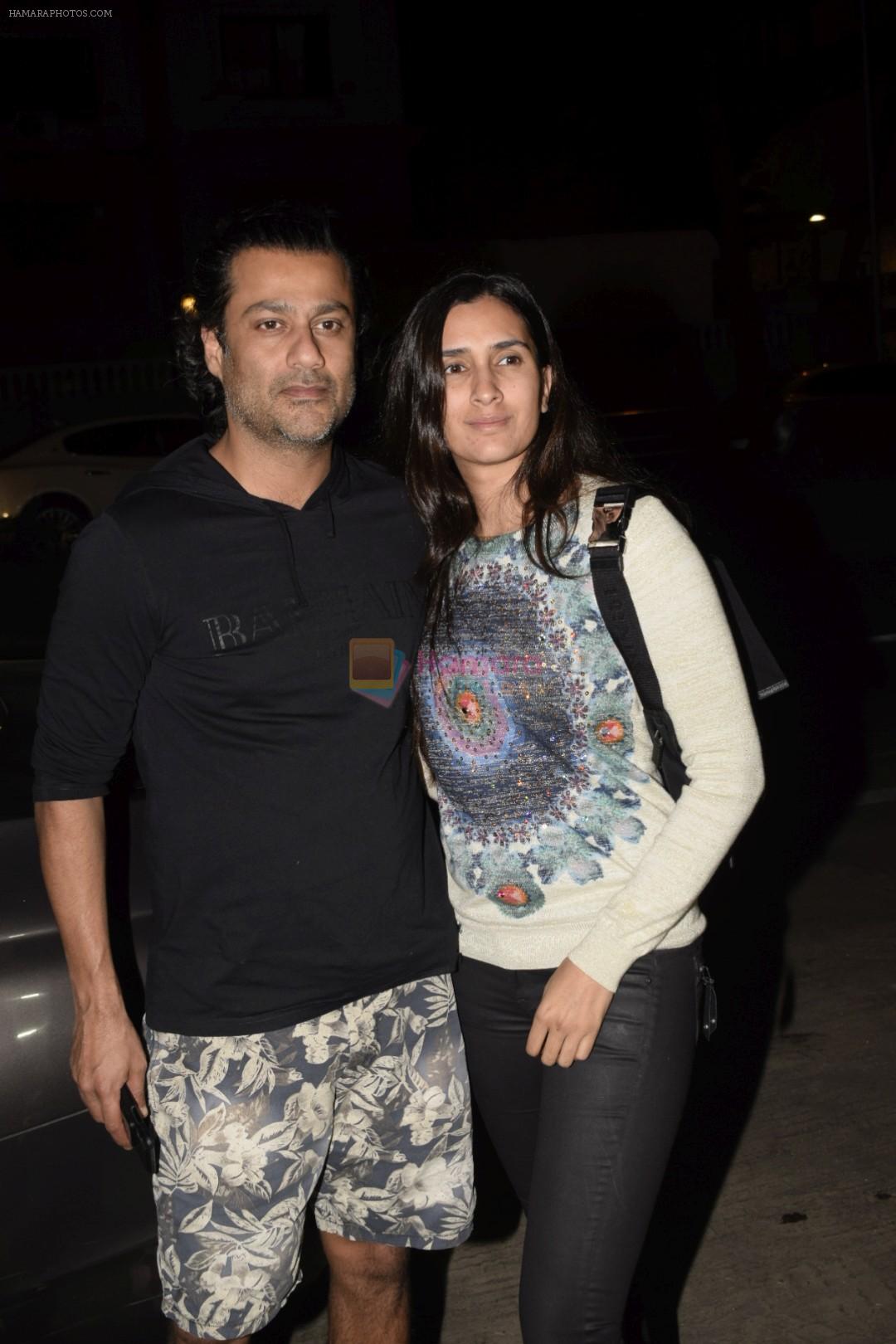 Abhishek Kapoor With Wife Pragya Spotted At Soho House Juhu on 14th Jan 2019