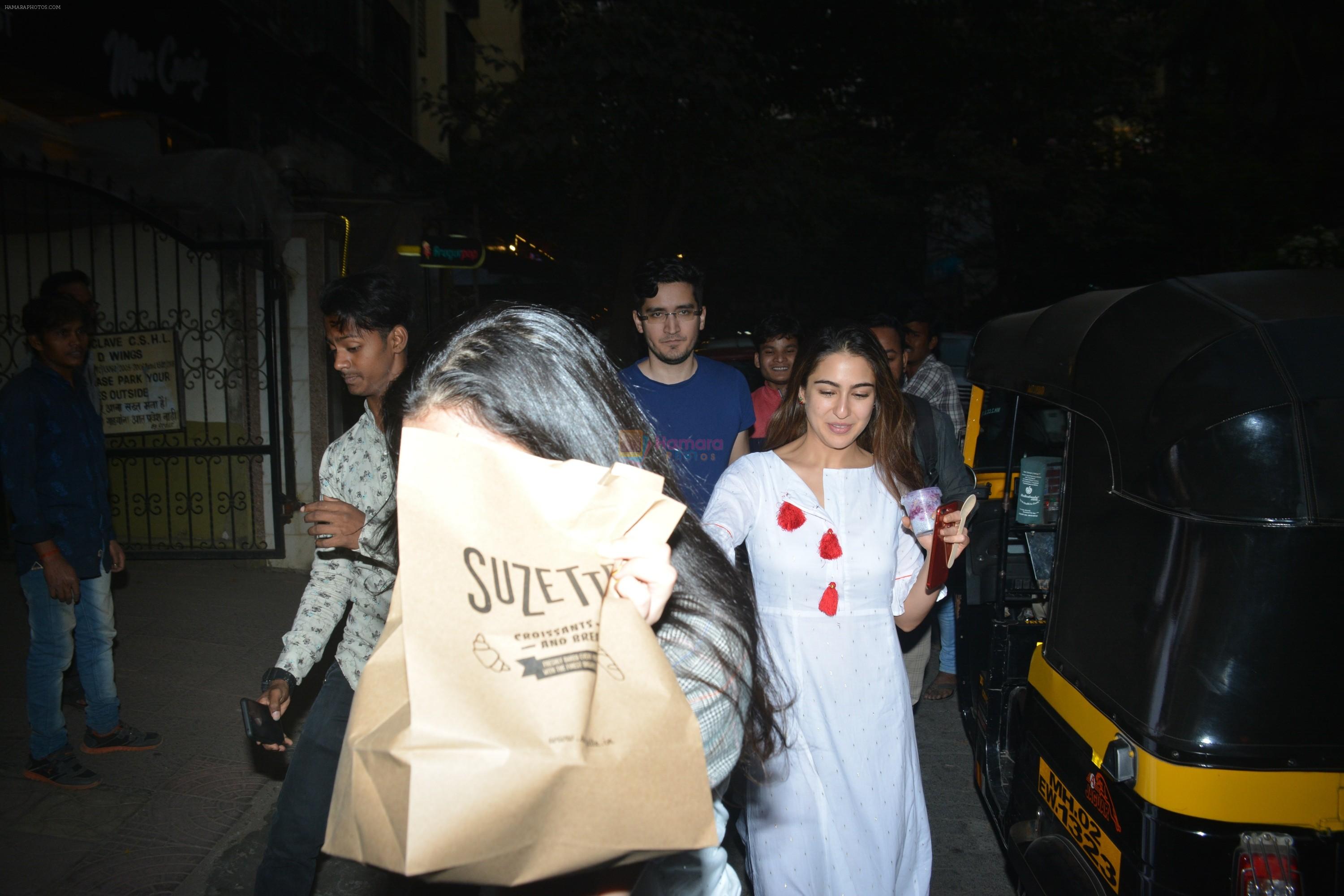 Sara Ali khan spotted at Kitchen Garden in bandra on 15th Jan 2019