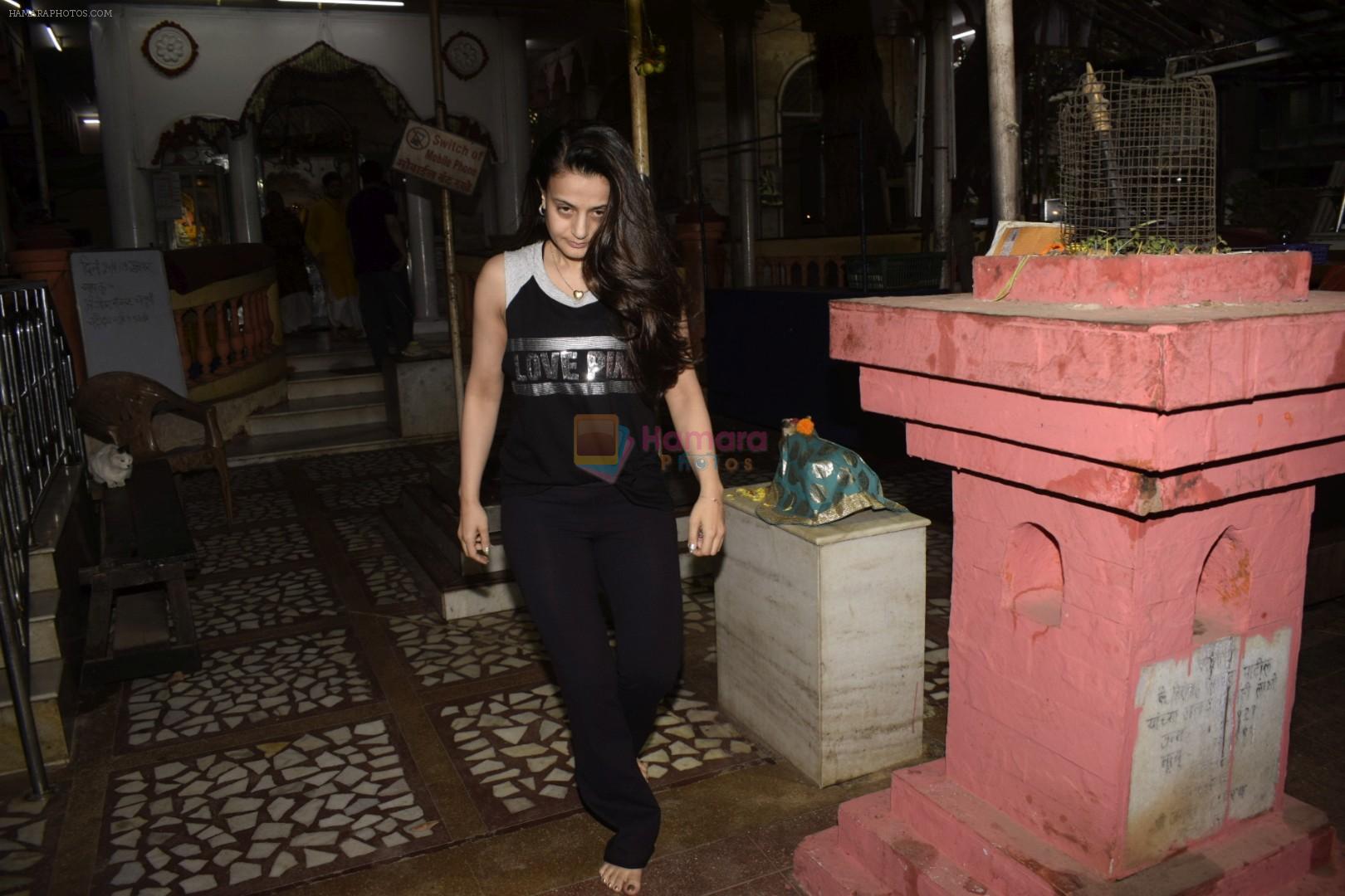 Ameesha Patel spotted at temple in juhu on 23rd Jan 2019
