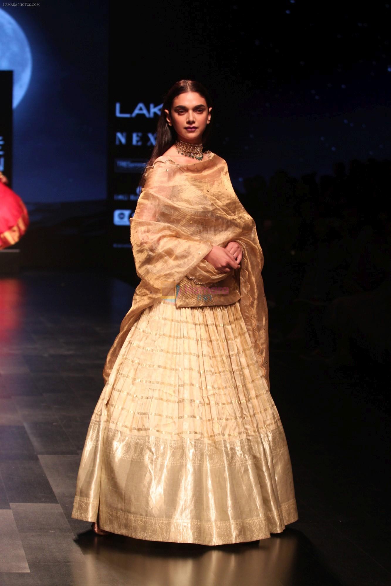 Aditi Rao Hydari walk the ramp for Latha Sailesh Singhania Show at Lakme Fashion Week 2019  on 3rd Feb 2019