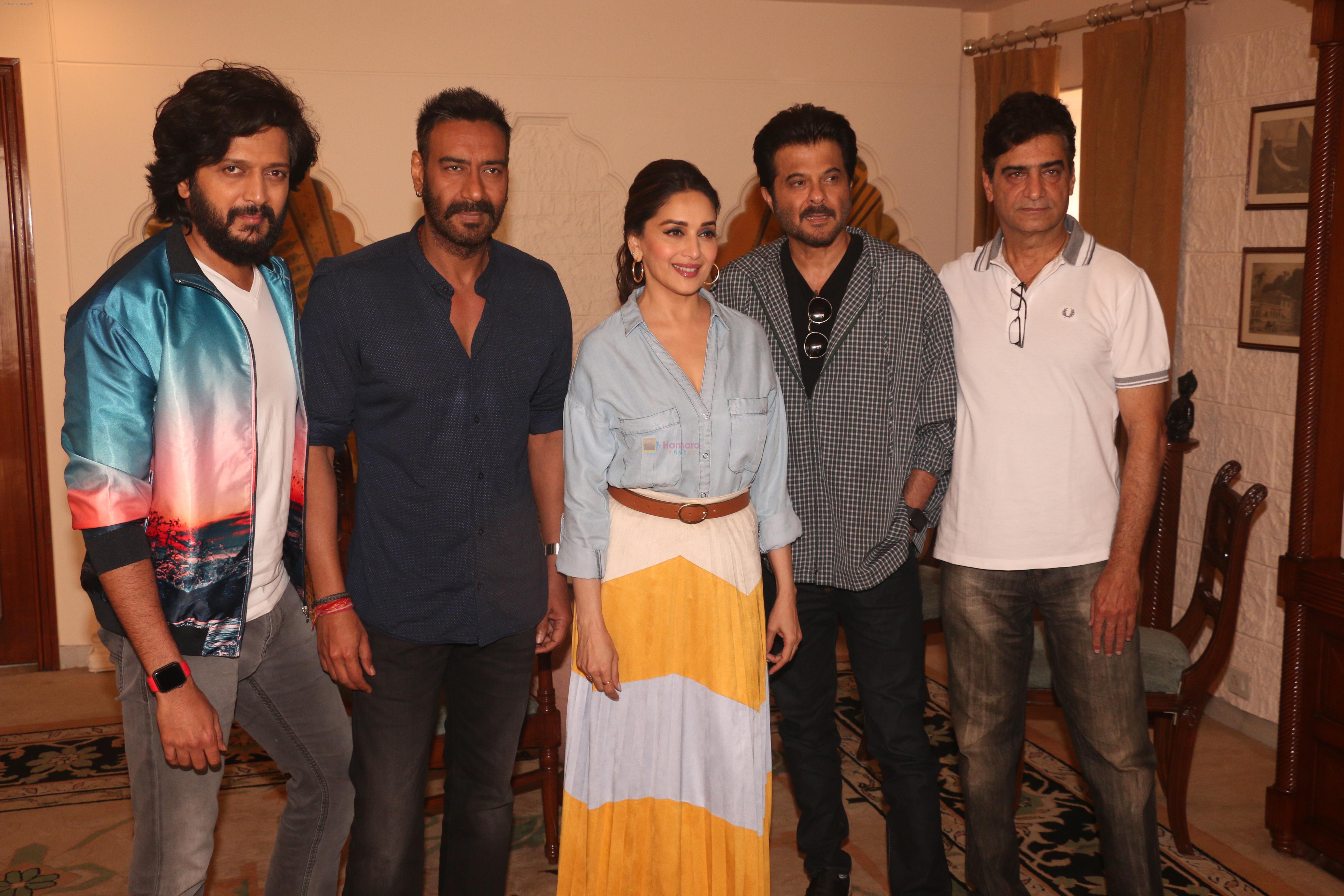 Madhuri Dixit, Anil Kapoor, Riteish Deshmukh, Ajay Devgan, Indra Kumar at the promotion of film Total Dhamaal in Sun n Sand juhu on 13th Feb 2019