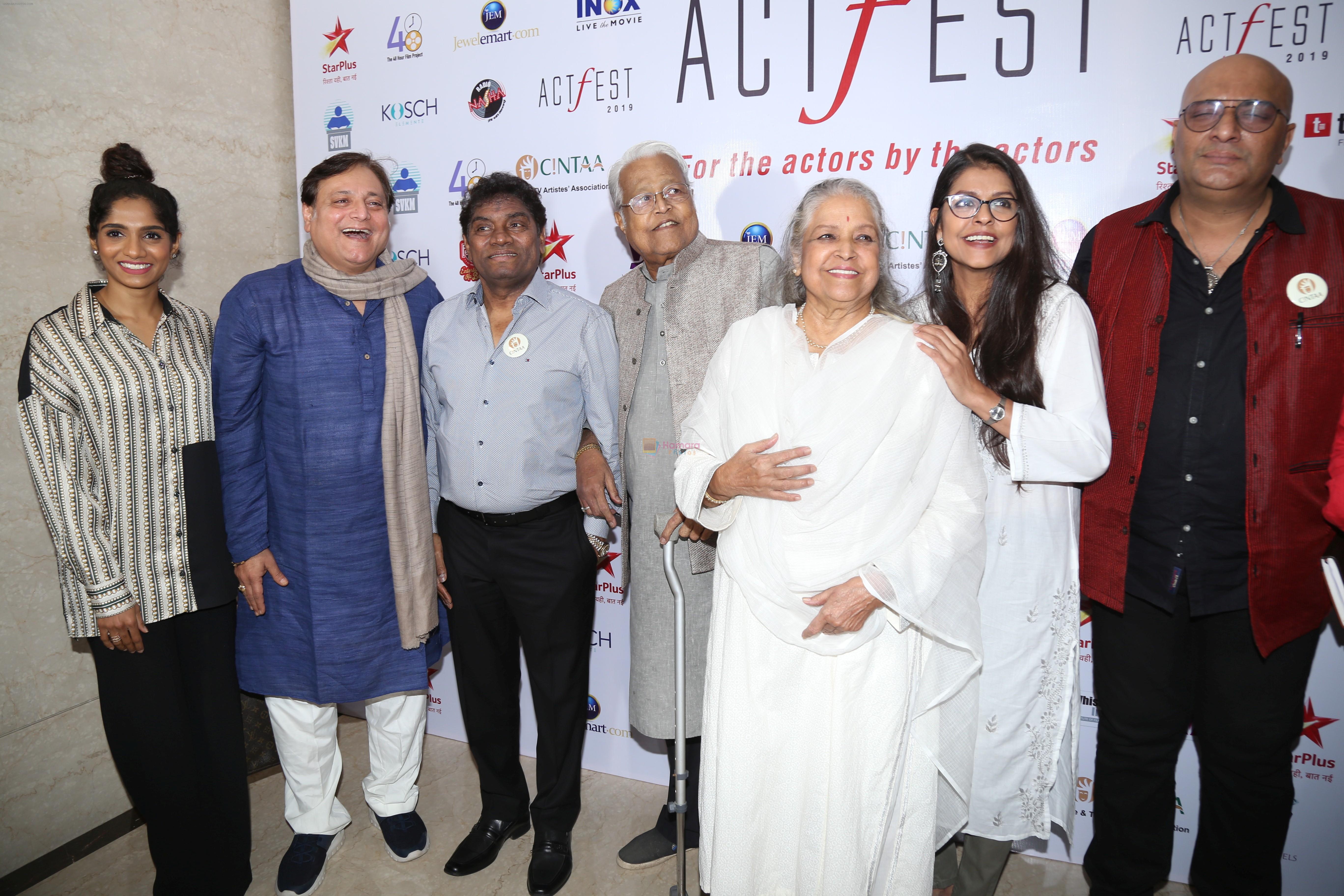 Manoj Joshi, Johnny Lever,Shubha Khote at the Cintaa 48hours film project's actfest at Mithibai College in vile Parle on 17th Feb 2019