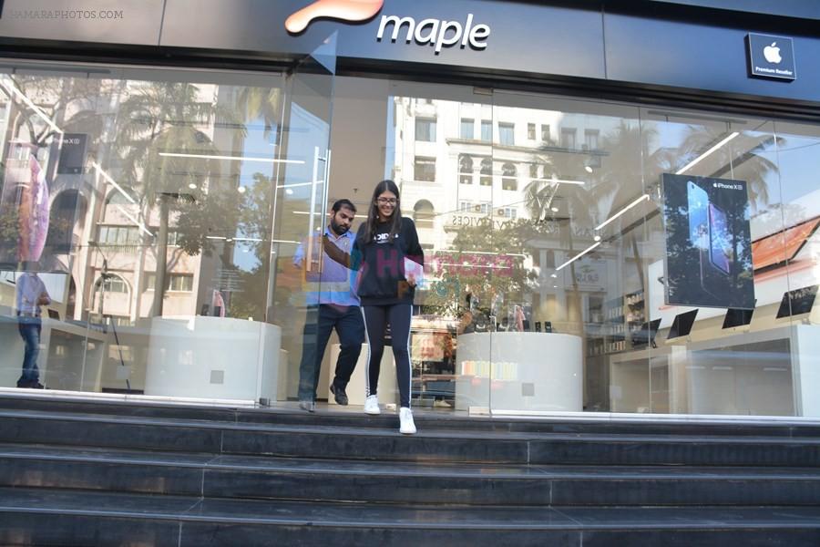 Karisma Kapoor's daughter Samiera spotted at maple store in bandra on 19th Feb 2019