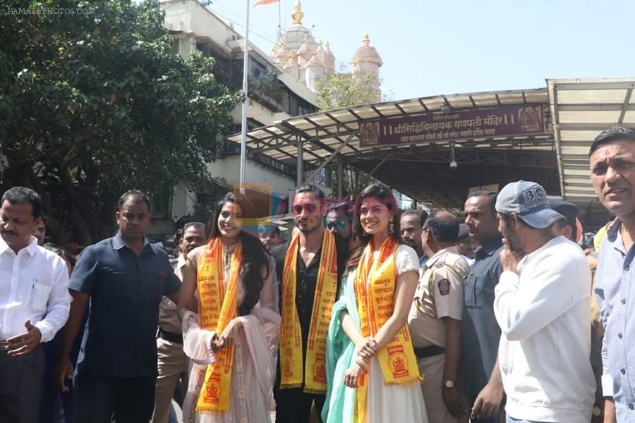 Vidyut Jammwal at siddhivinayak Temple on 5th March 2019