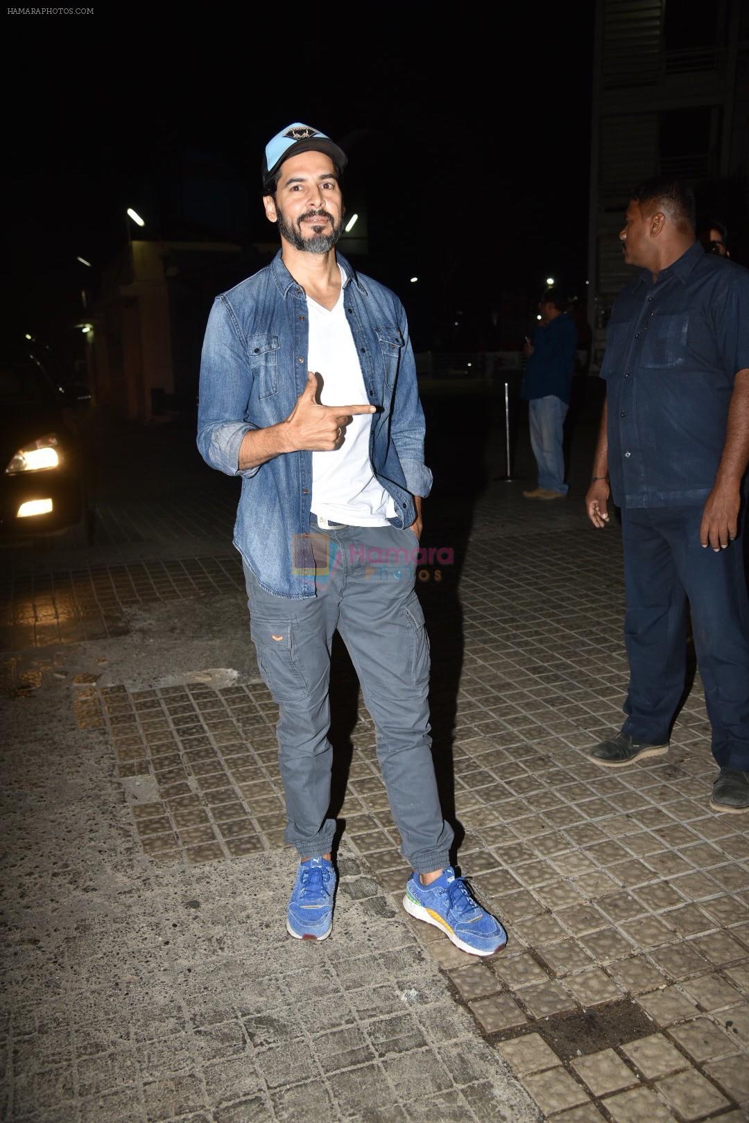 Dino Morea at the Screening of movie photograph on 13th March 2019