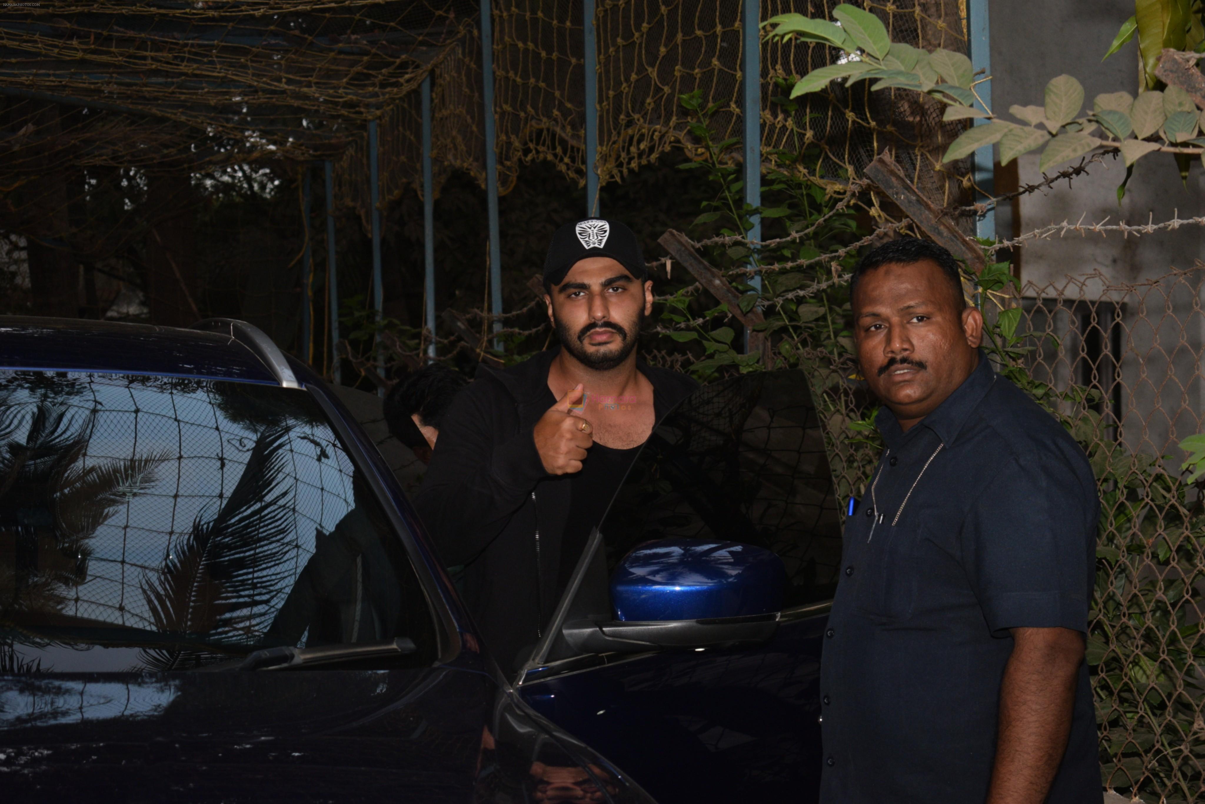 Arjun Kapoor spotted at dance class in juhu on 4th June 2019