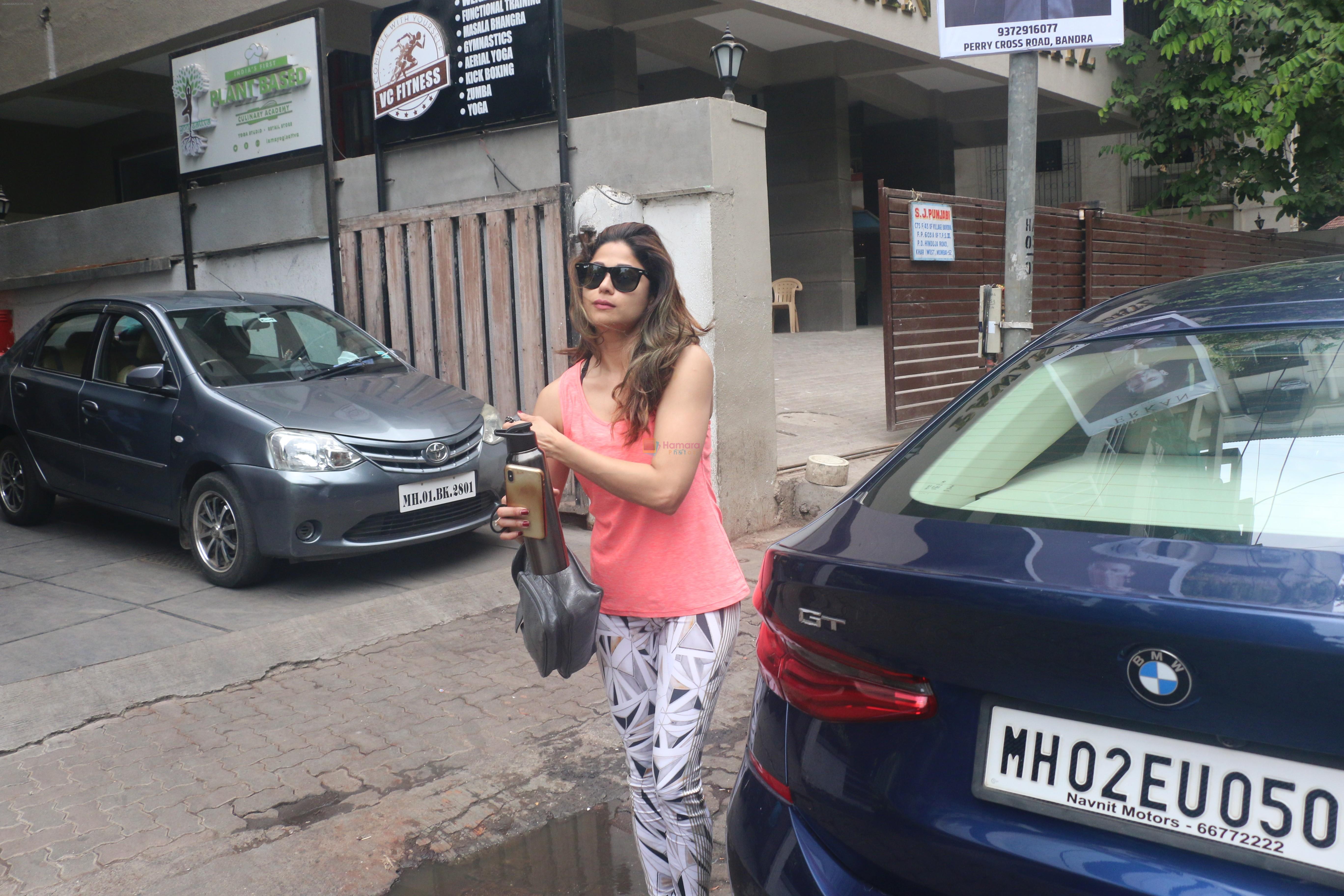 Shamita Shetty spotted at gym in bandra on 10th June 2019