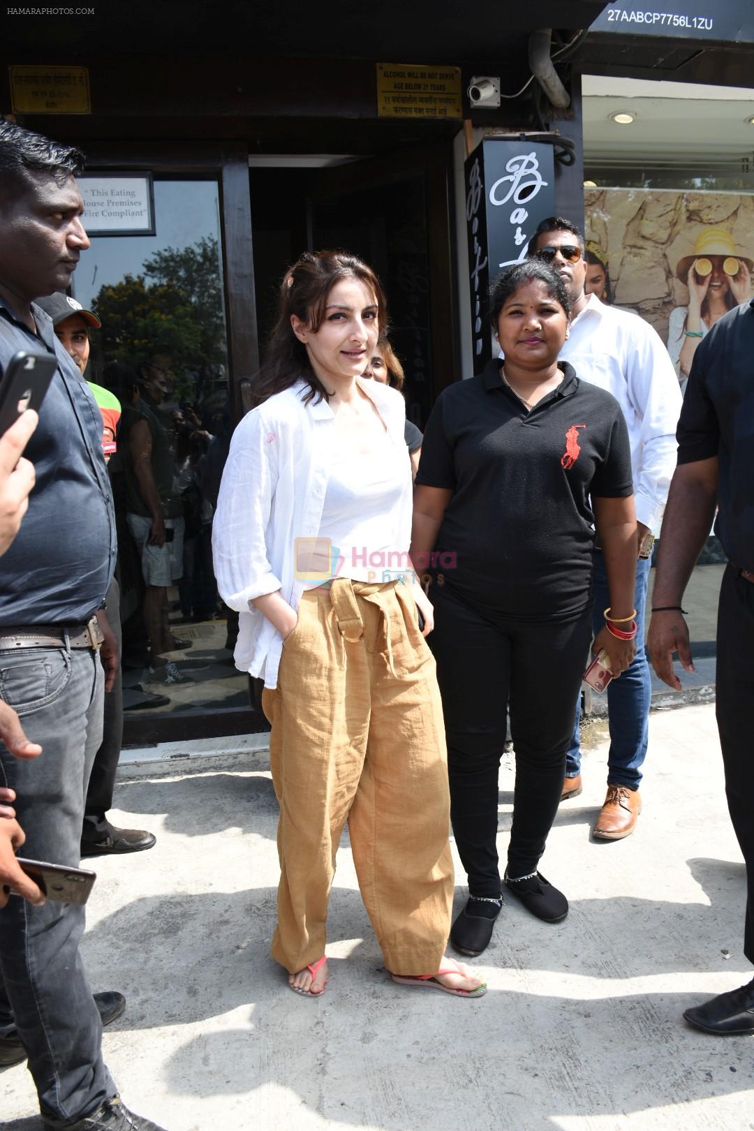 Soha Ali Khan spotted at Bastian Bandra on 8th June 2019