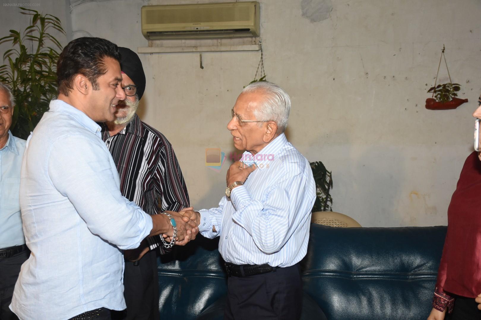 Salman Khan meet the families who had experienced partition at Mehboob Studio in bandra on 13th June 2019