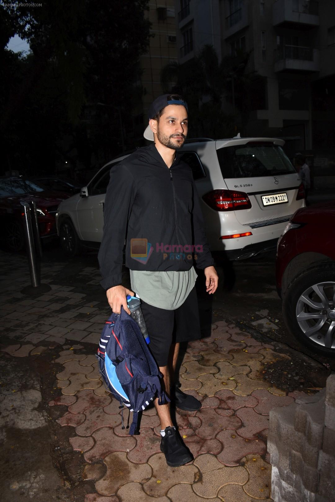 Kunal Khemu spotted at gym in Khar on 18th June 2019